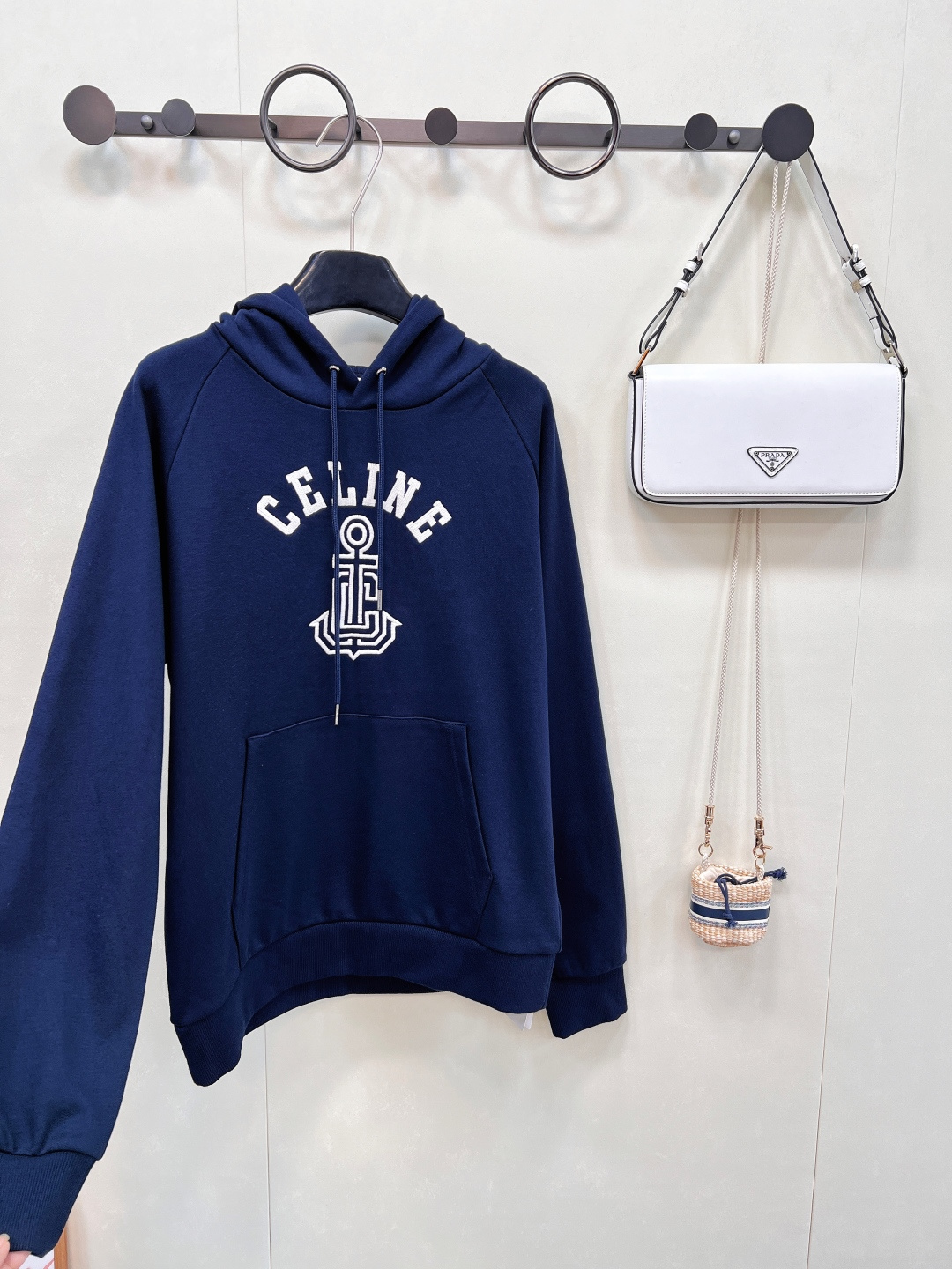 🆕Celine25Fw早秋新款船锚字母刺绣连帽卫衣丨⚠独家yb开发！高版出品！经典版型搭配重工刺绣，简单