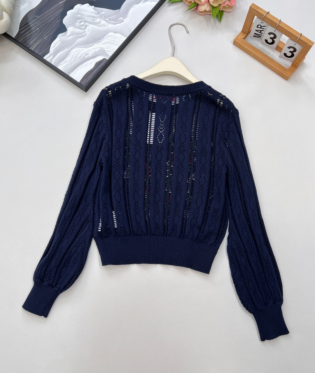 🆕Valentino 新款华伦天奴花朵刺绣镂空针织长袖。人间富贵花氛围感💐 被问爆的复古宫廷风神衣！Va