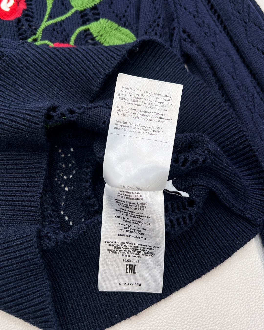 🆕Valentino 新款华伦天奴花朵刺绣镂空针织长袖。人间富贵花氛围感💐 被问爆的复古宫廷风神衣！Va