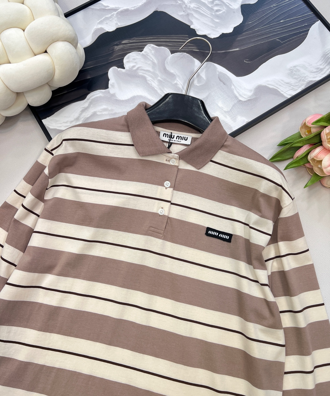 🆕Miumiu25Ss春夏新款徽标撞色条纹翻领撞色长袖T恤丨⚠独家yb开发！高版出品！软软糯糯却又不失筋