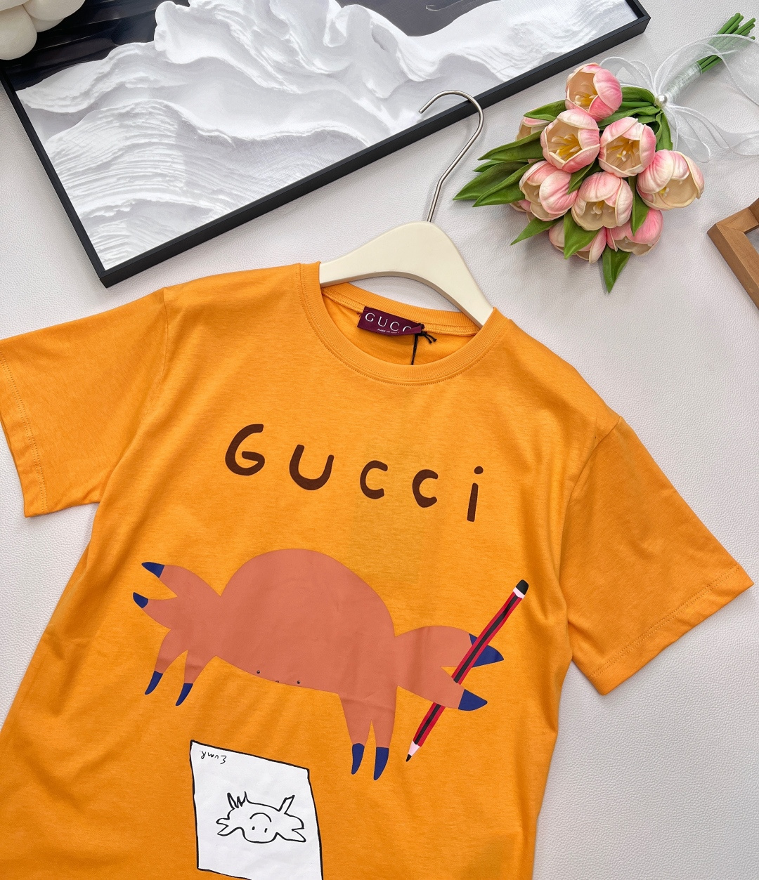 🆕Gucci新款童趣印花圆领短袖T恤，定制YB原生全棉材质 透气舒适 质感十足 修身短袖T恤裁剪 凸显品