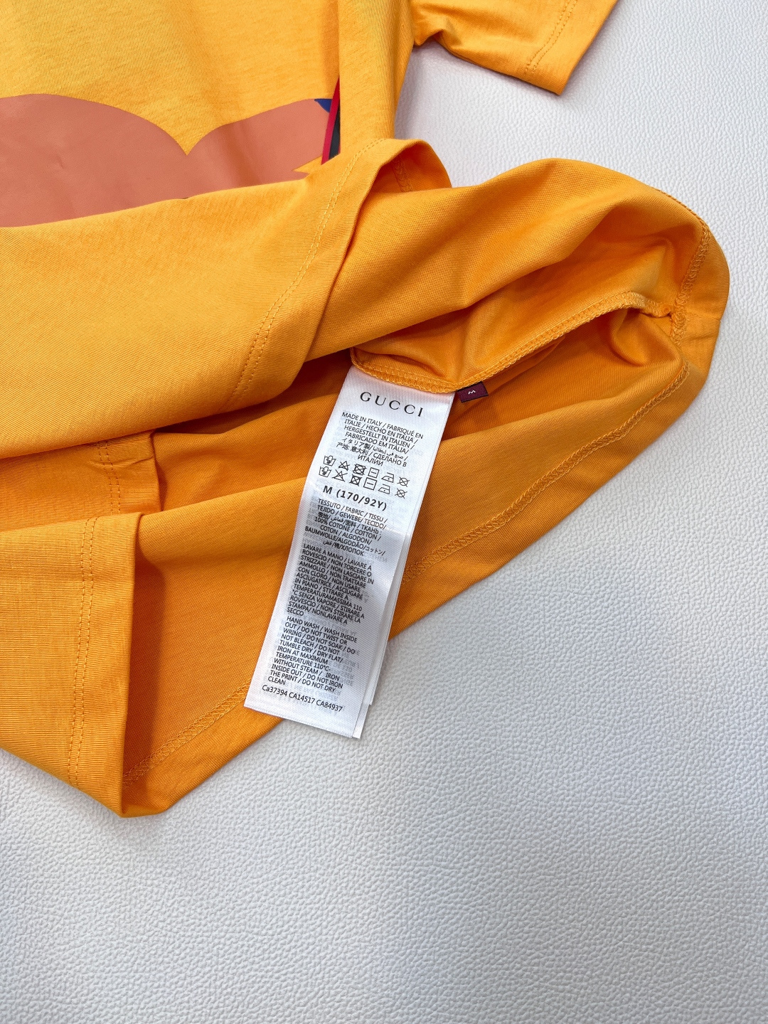 🆕Gucci新款童趣印花圆领短袖T恤，定制YB原生全棉材质 透气舒适 质感十足 修身短袖T恤裁剪 凸显品