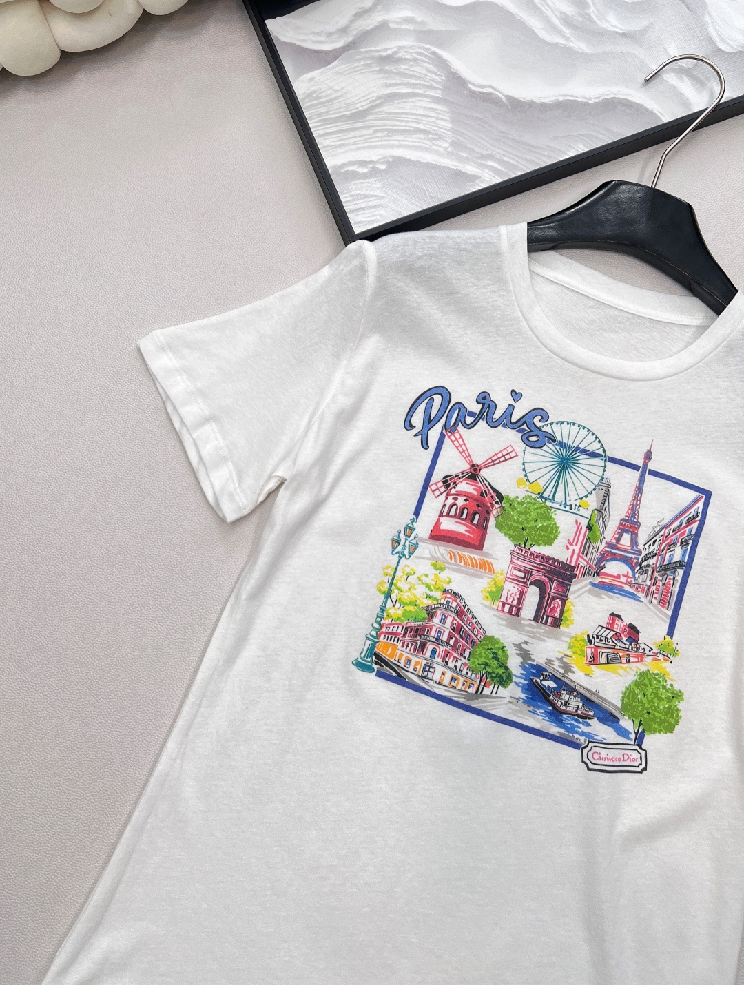 🆕Dior25Ss新款春夏城市限定新款巴黎的塞纳河畔散步☕印花图案短袖T恤丨⚠独家yb开发！高版出品！进