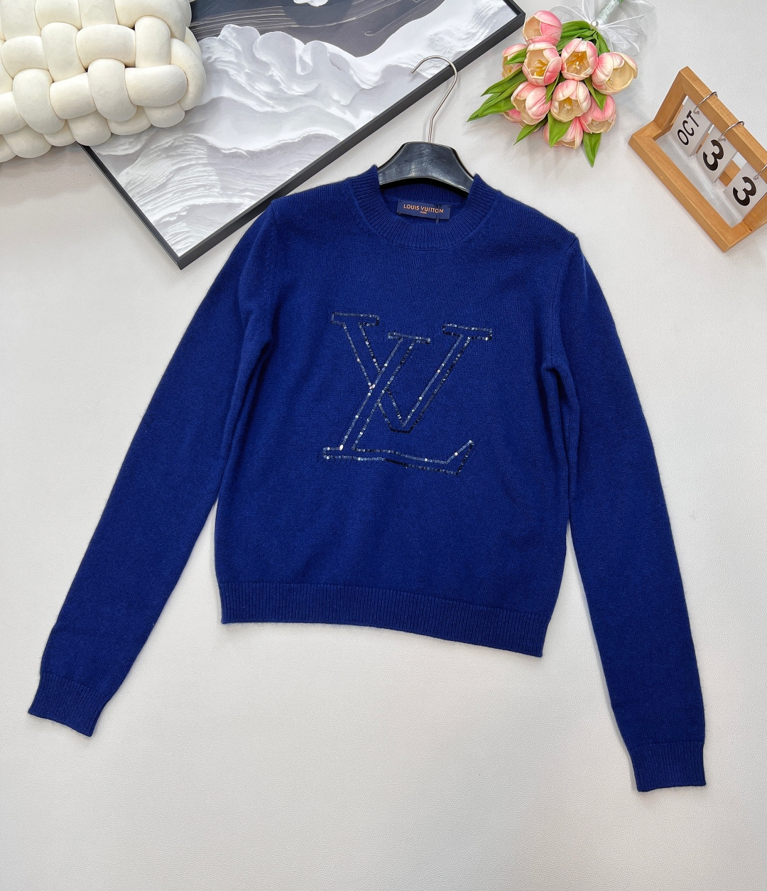 🆕Louis Vuitton新款亮片刺绣字母logo套头毛衣，定制YB羊绒羊毛纱线织造 质感高级 舒适柔