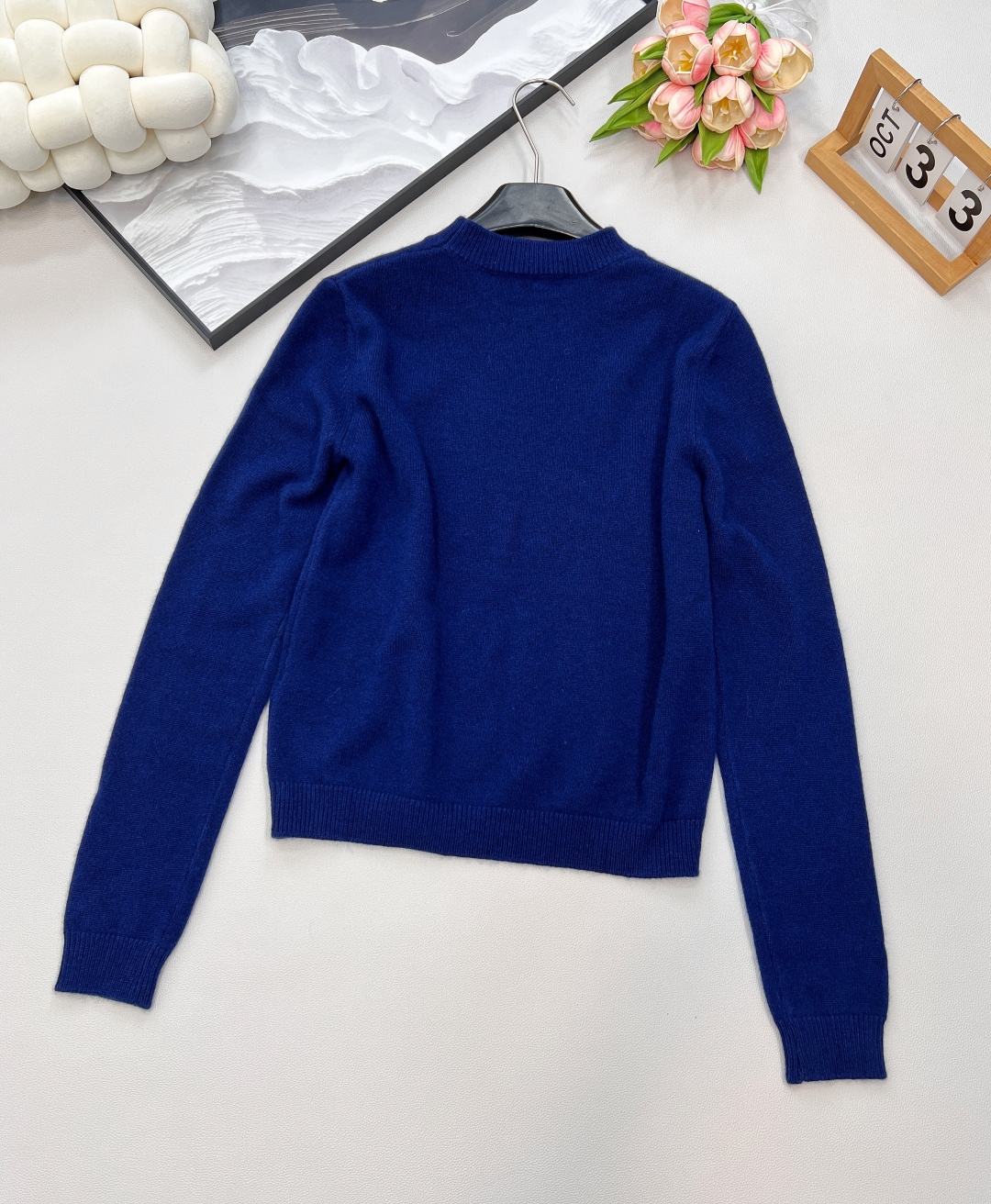 🆕Louis Vuitton新款亮片刺绣字母logo套头毛衣，定制YB羊绒羊毛纱线织造 质感高级 舒适柔