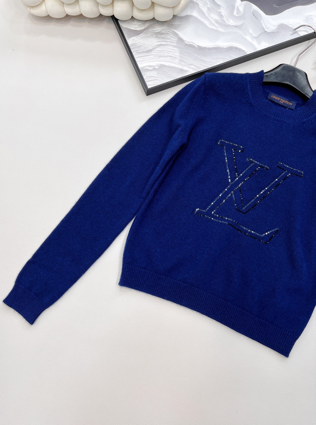 🆕Louis Vuitton新款亮片刺绣字母logo套头毛衣，定制YB羊绒羊毛纱线织造 质感高级 舒适柔