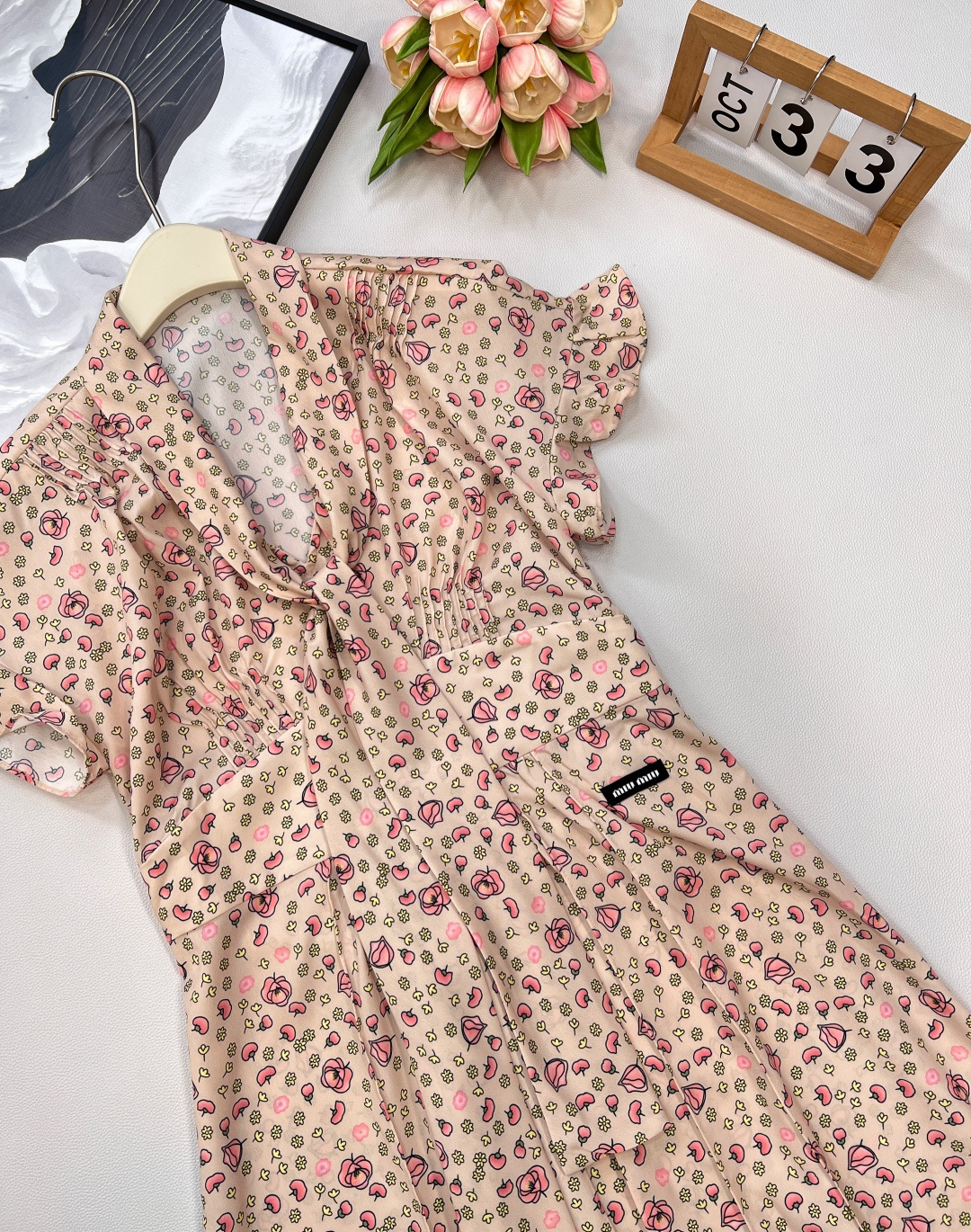 🆕Miumiu2025新款系带花边袖口碎花长裙，定制YB进口斜纹稠材质 冰爽透气 舒适有型 系带泡泡袖连