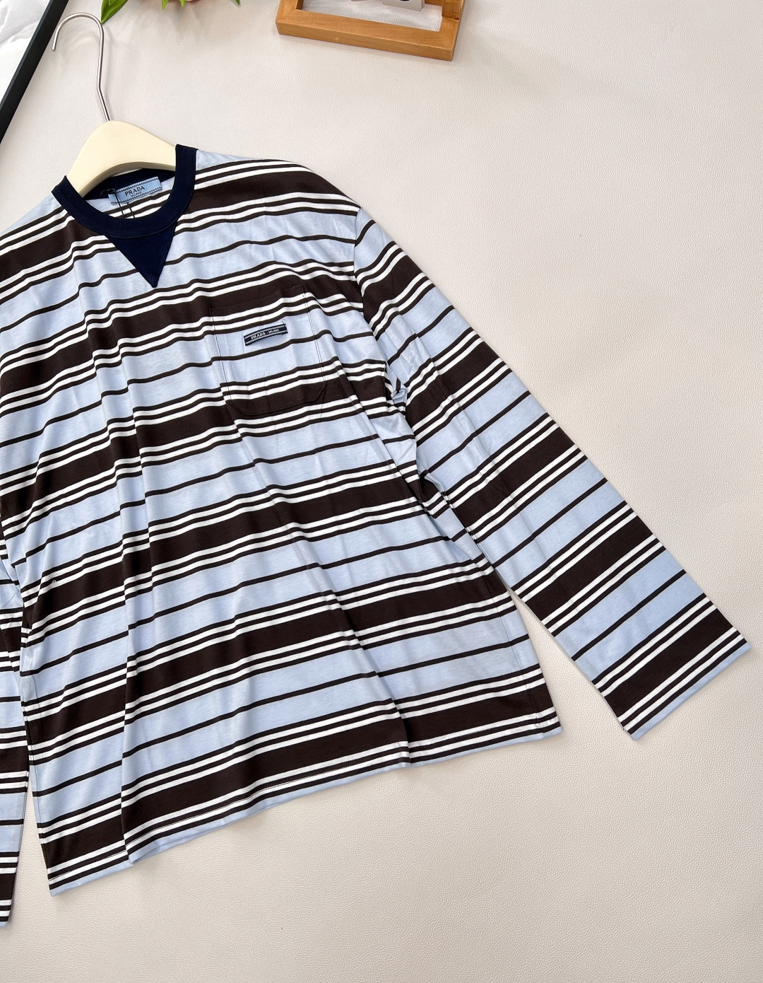 🆕Prada25Ss春夏新款薄荷巧克力🍫🩵条纹长袖圆领T恤丨⚠独家高版出品！超级高级的配色搭配 宽松版型