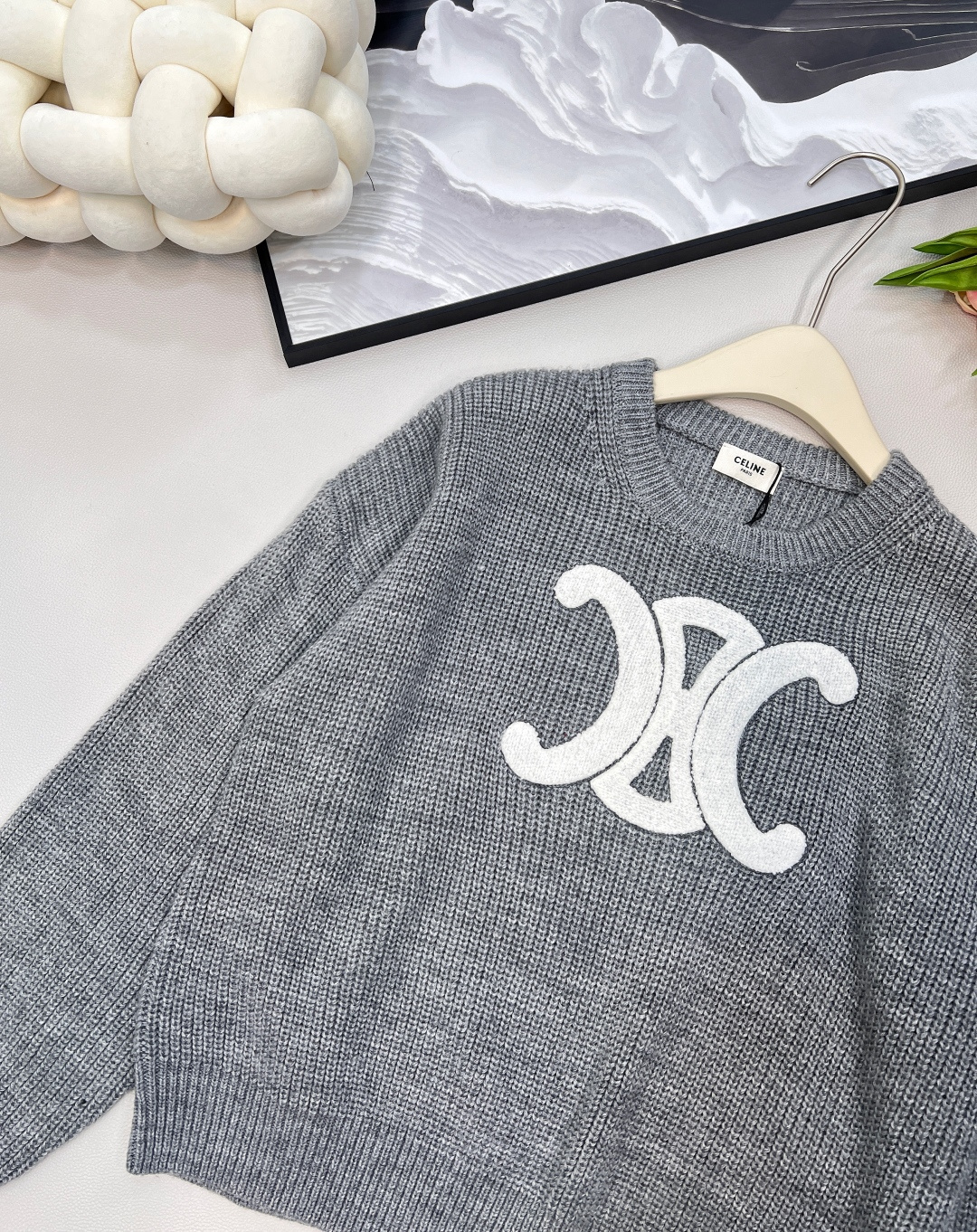 🆕Celine2025新款logo徽标百搭凯旋门套头毛衣定制YB羊毛针织材质 质感高级 舒适柔软 肌理明
