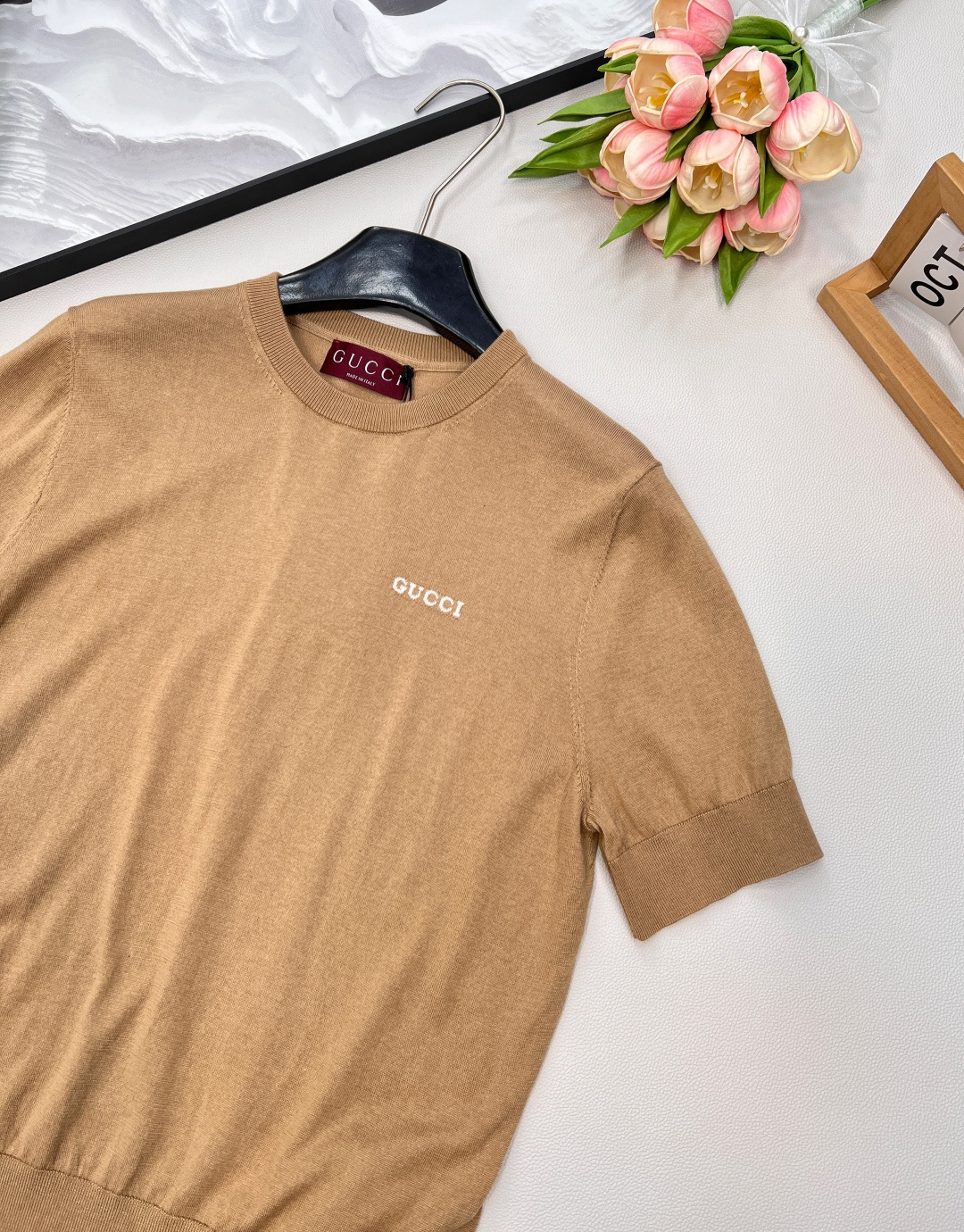 🆕Gucci2025新款徽标字母针织短袖，定制YB丝毛纱线织造 柔软亲肤 舒适有型 圆领针织短袖剪裁 美