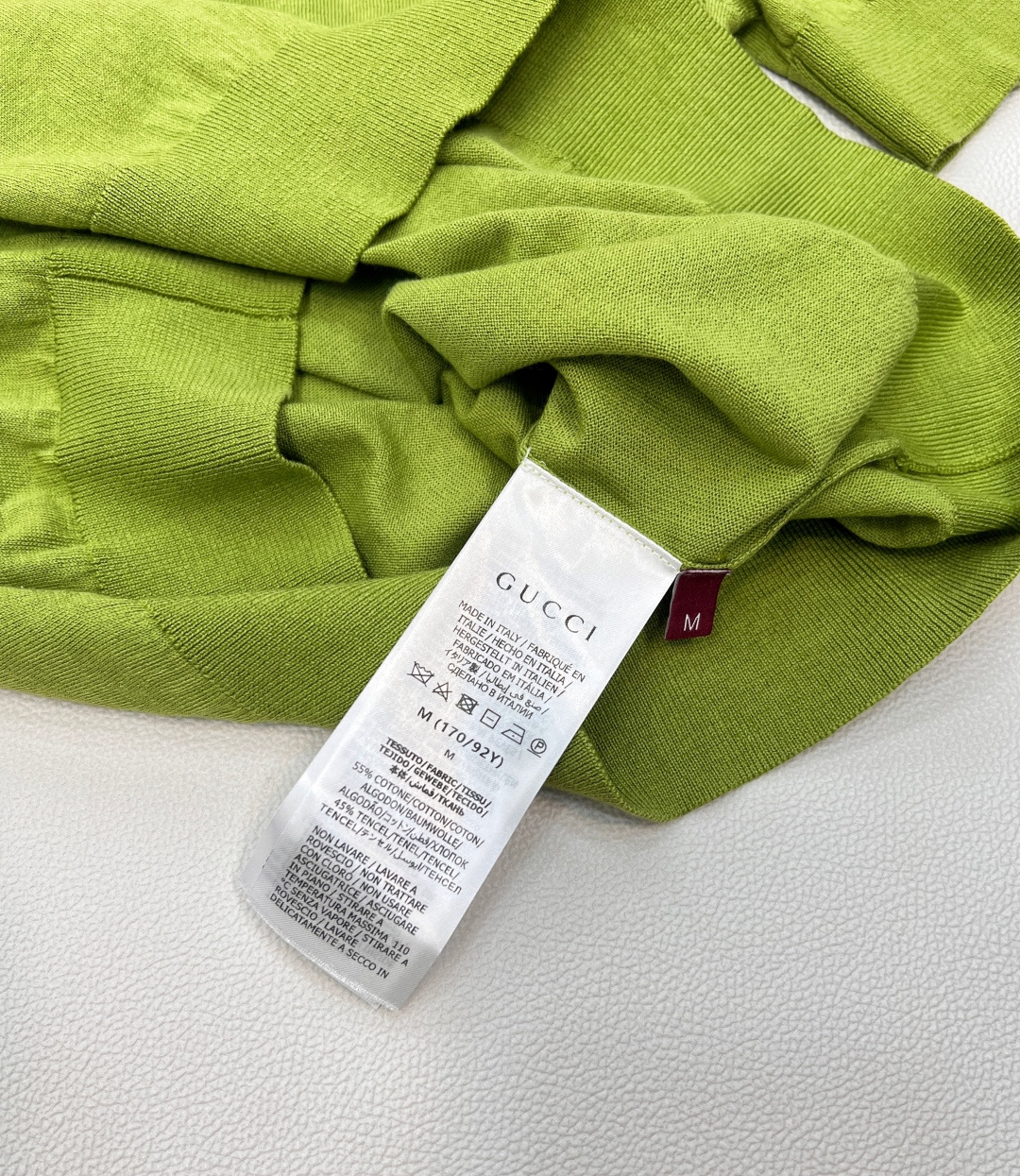 🆕Gucci2025新款徽标字母针织短袖，定制YB丝毛纱线织造 柔软亲肤 舒适有型 圆领针织短袖剪裁 美