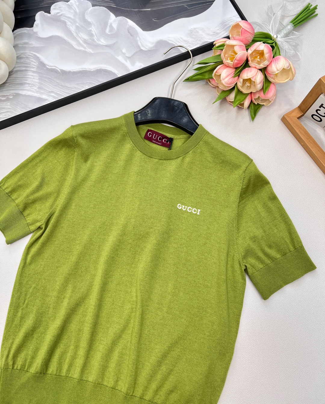 🆕Gucci2025新款徽标字母针织短袖，定制YB丝毛纱线织造 柔软亲肤 舒适有型 圆领针织短袖剪裁 美