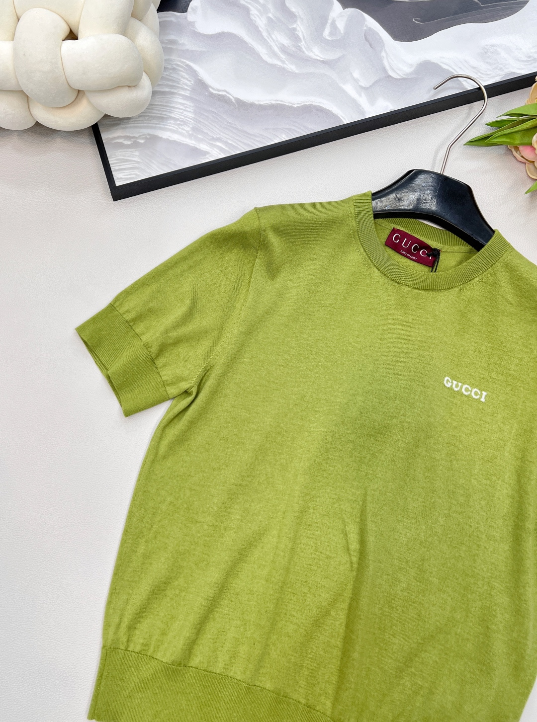 🆕Gucci2025新款徽标字母针织短袖，定制YB丝毛纱线织造 柔软亲肤 舒适有型 圆领针织短袖剪裁 美