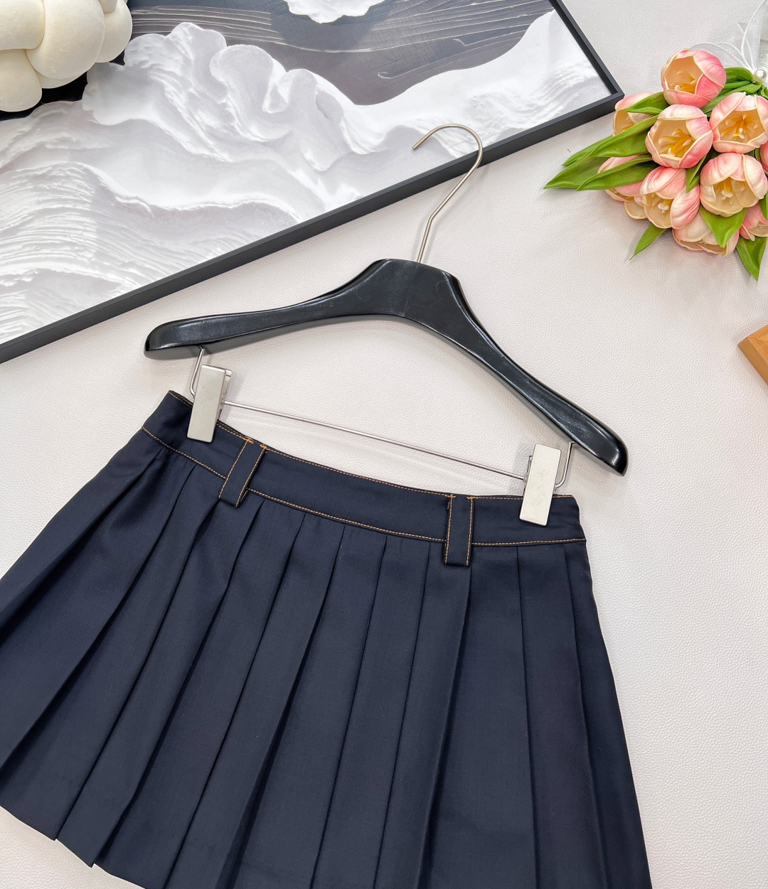 🆕Miumiu25Ss春夏新款汔军蓝学院风少女压褶短半裙丨⚠独家yb开发！高版出品！进口斜纹精纺面料质感