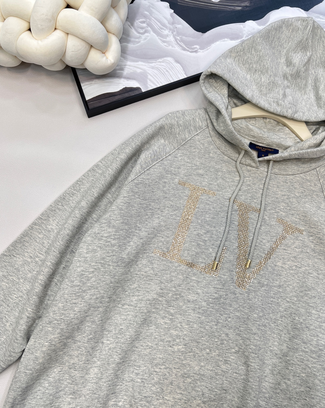 🆕Louis Vuitton25Fw早秋新款字母烫金连帽卫衣丨⚠独家yb开发！高版出品！ 连帽长袖套头卫