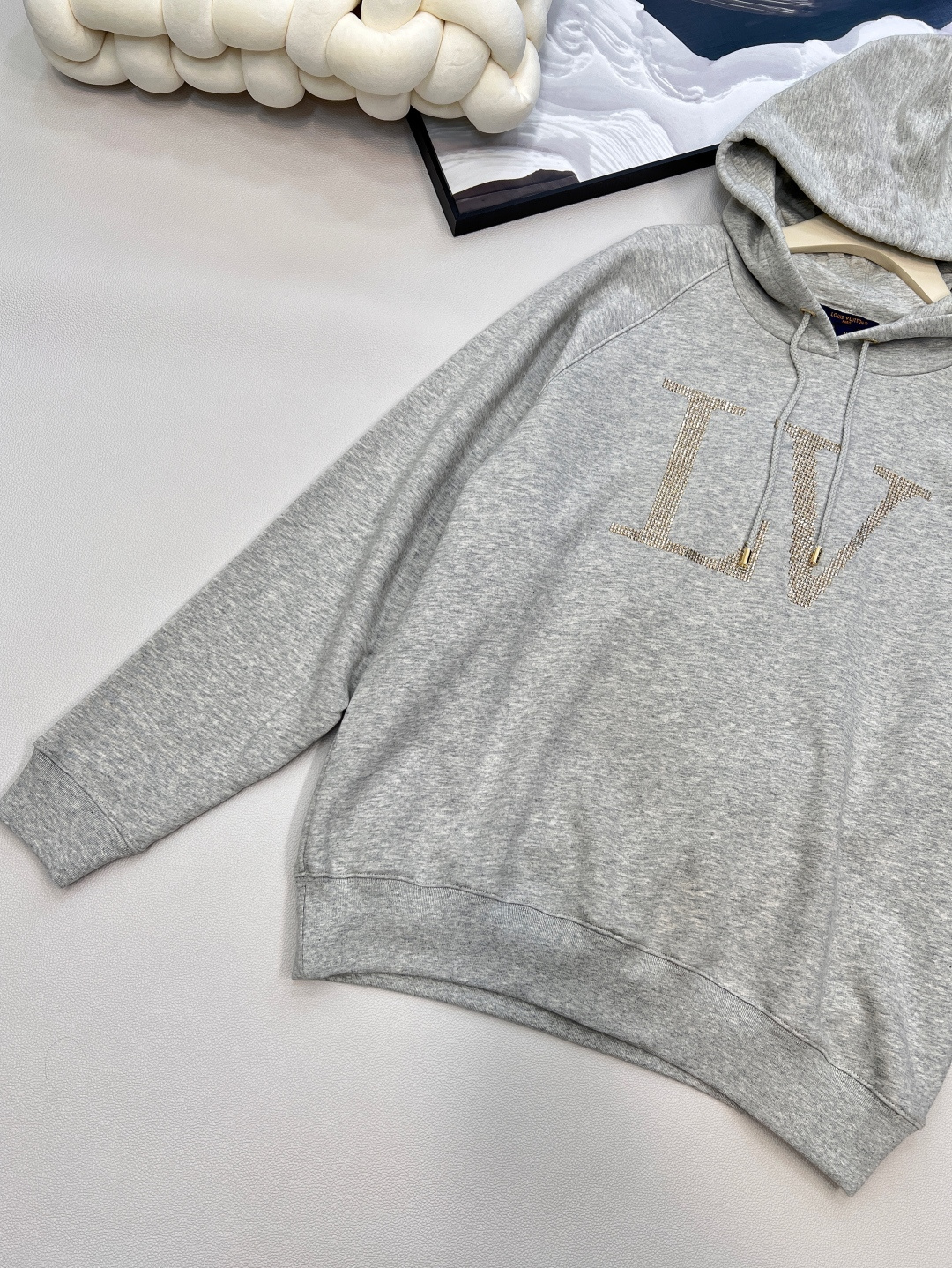 🆕Louis Vuitton25Fw早秋新款字母烫金连帽卫衣丨⚠独家yb开发！高版出品！ 连帽长袖套头卫