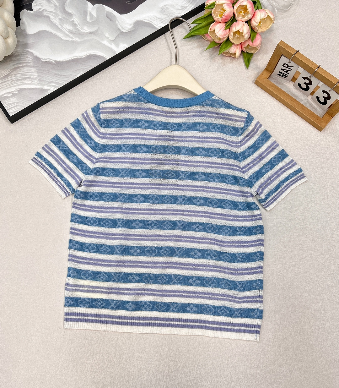 🆕Louis Vuitton新款撞色条纹微透提花针织短袖定制纱线织造 质感冰爽透气 针织短袖上衣剪裁 通