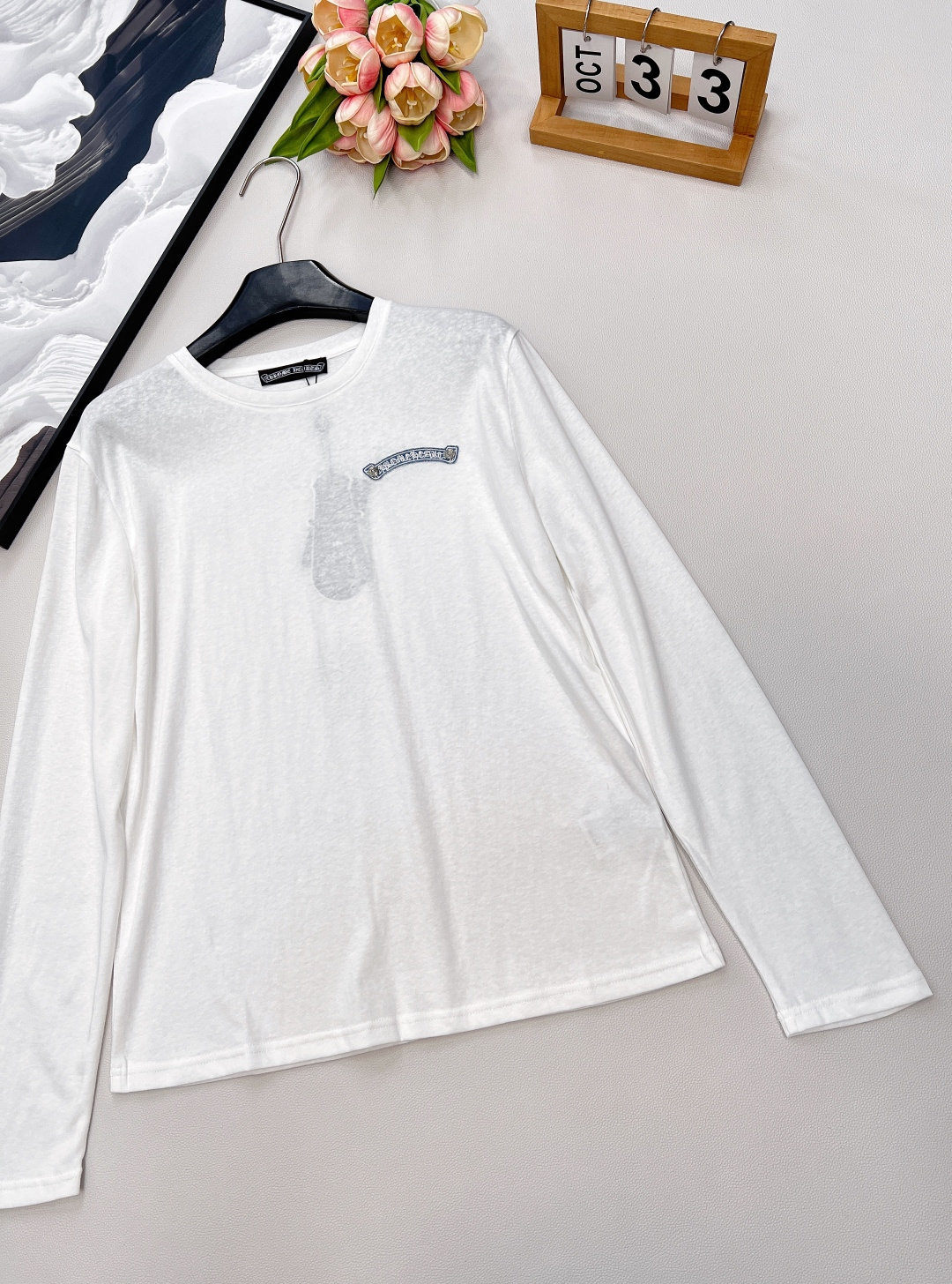 🆕Chrome Hearts 新款字母刺绣贴片防晒打底衫，经典纯白底色，简约又高级，轻松适配各种穿搭风格