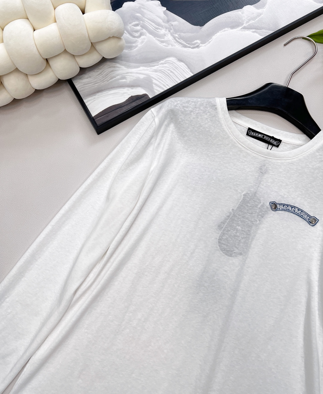 🆕Chrome Hearts 新款字母刺绣贴片防晒打底衫，经典纯白底色，简约又高级，轻松适配各种穿搭风格