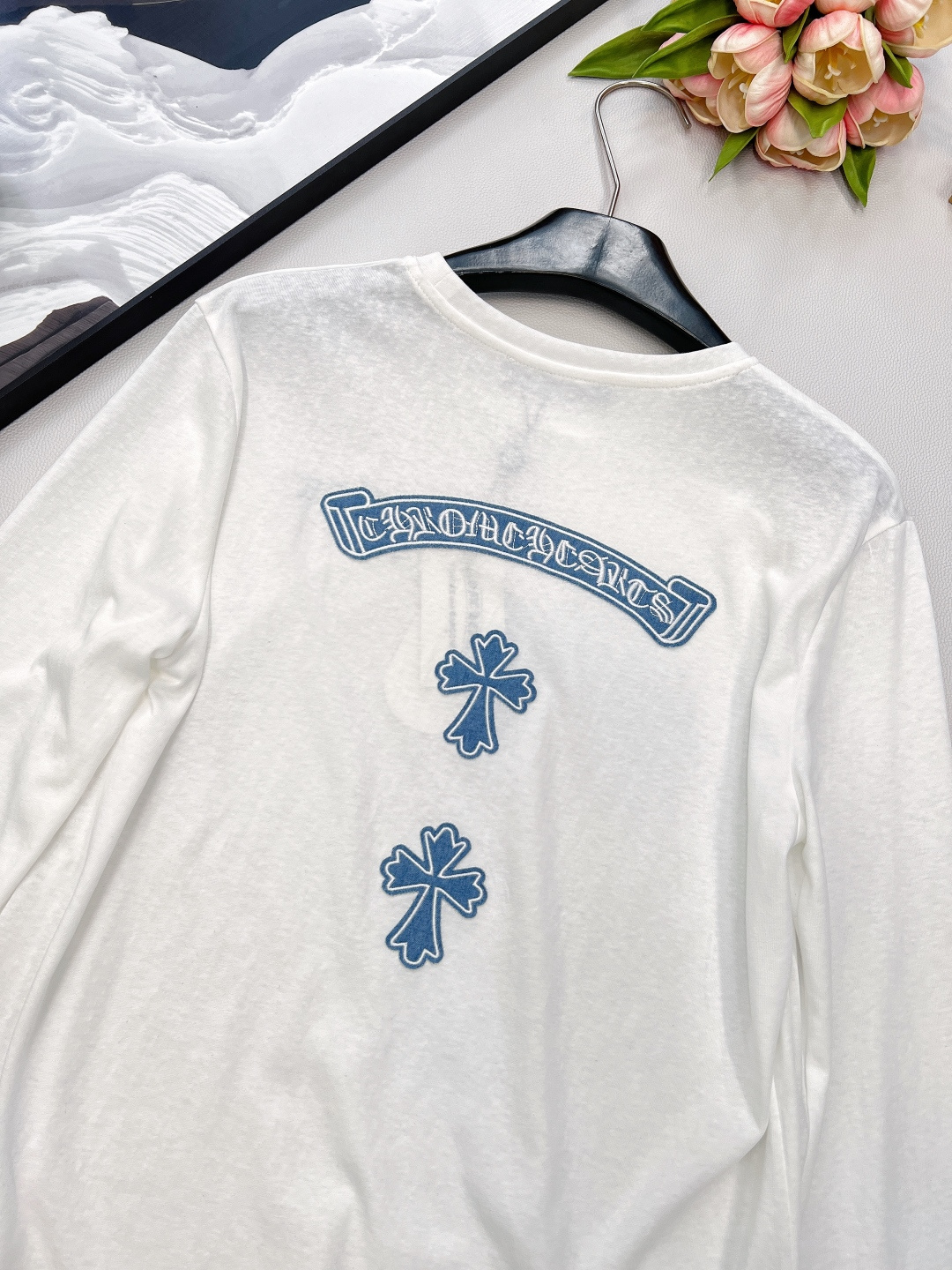 🆕Chrome Hearts 新款字母刺绣贴片防晒打底衫，经典纯白底色，简约又高级，轻松适配各种穿搭风格