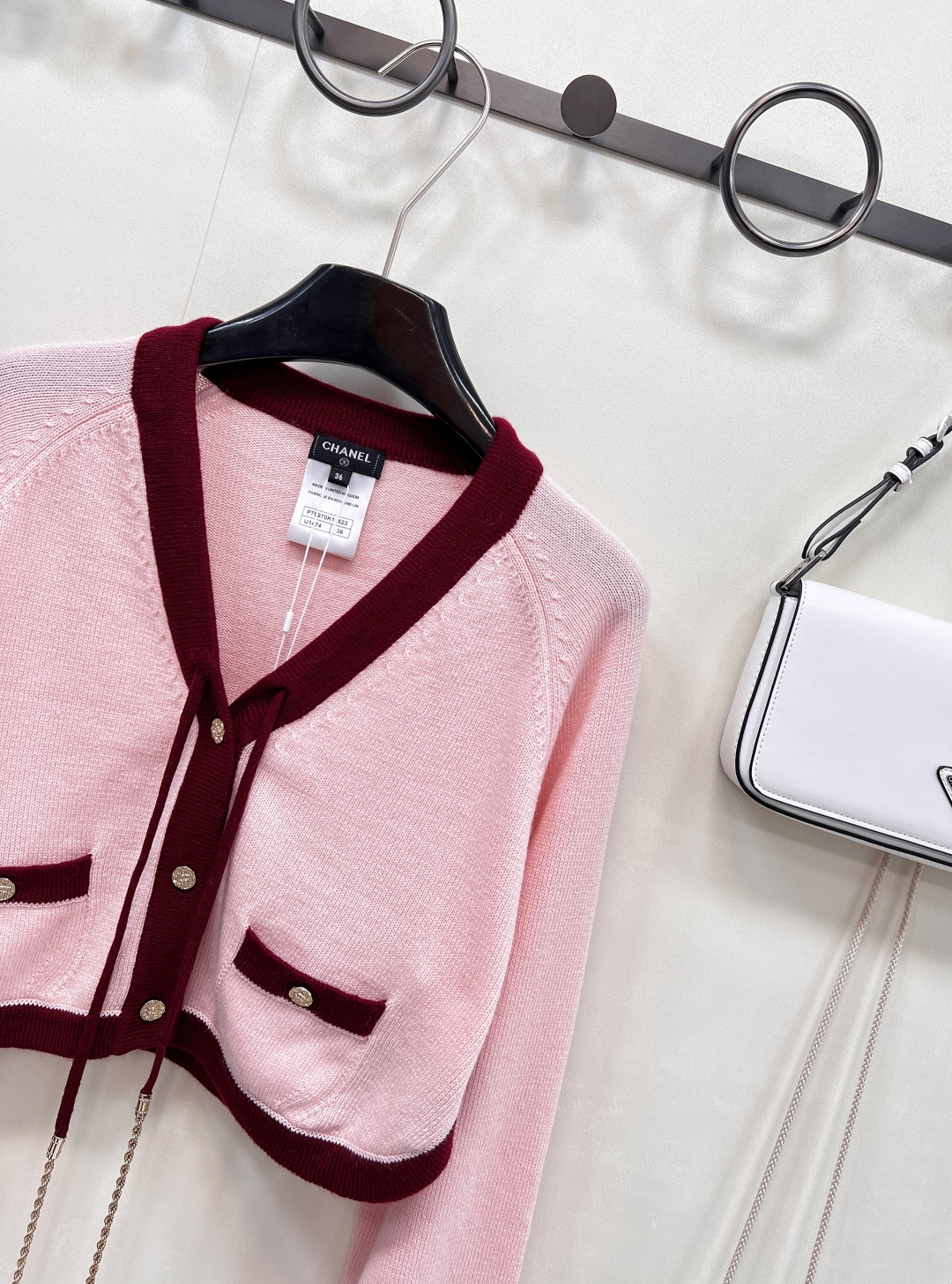 🆕Chanel25A手工坊系列新款撞色包边系带针织短开衫丨⚠独家高版出品！致敬经典的小香设计减龄又调皮的