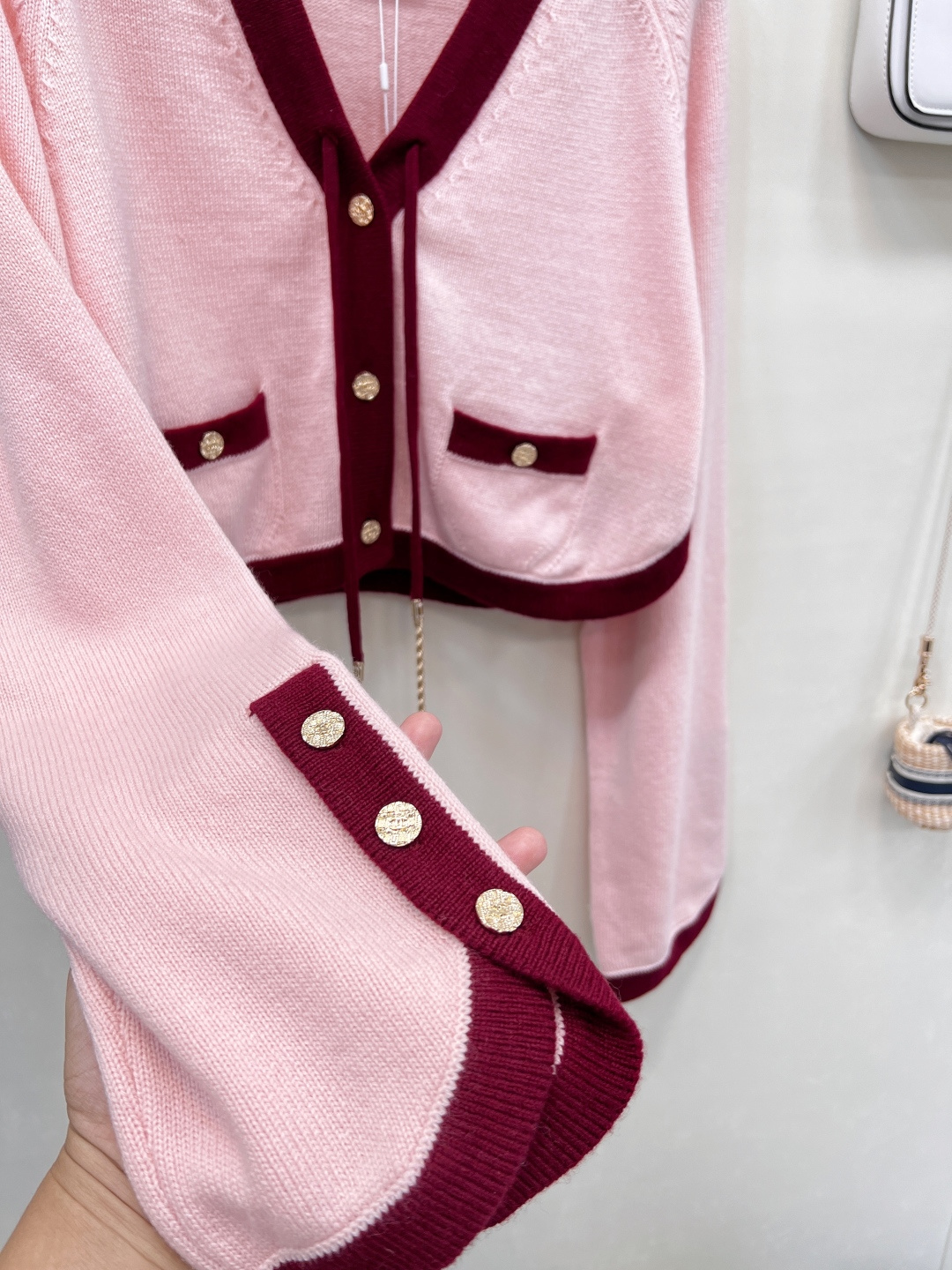 🆕Chanel25A手工坊系列新款撞色包边系带针织短开衫丨⚠独家高版出品！致敬经典的小香设计减龄又调皮的