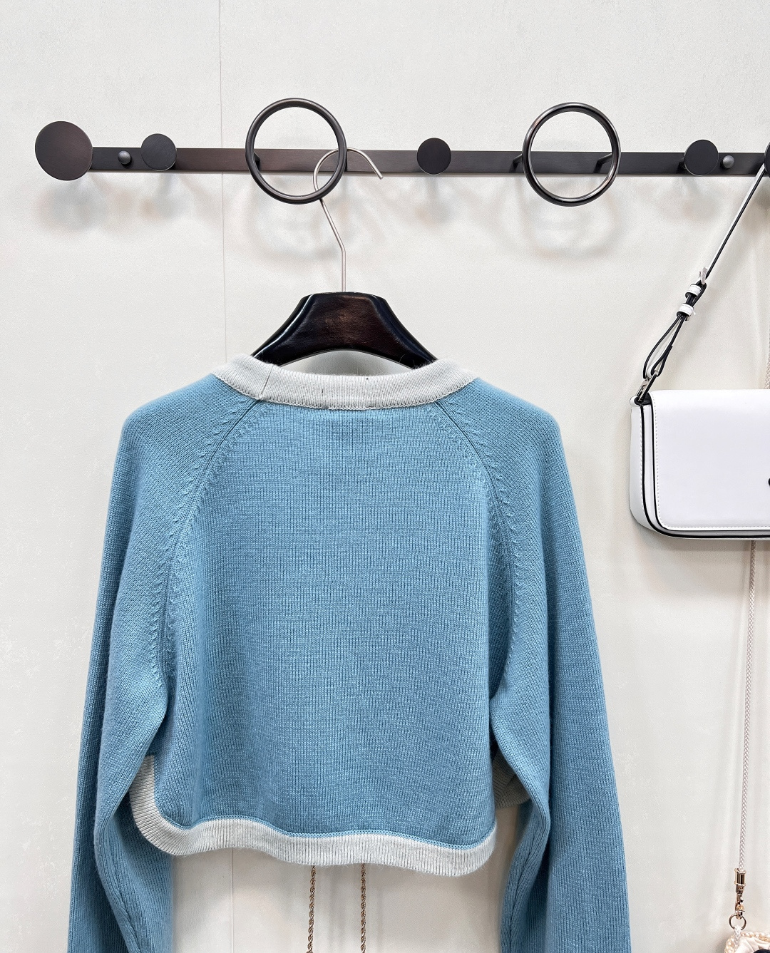 🆕Chanel25A手工坊系列新款撞色包边系带针织短开衫丨⚠独家高版出品！致敬经典的小香设计减龄又调皮的