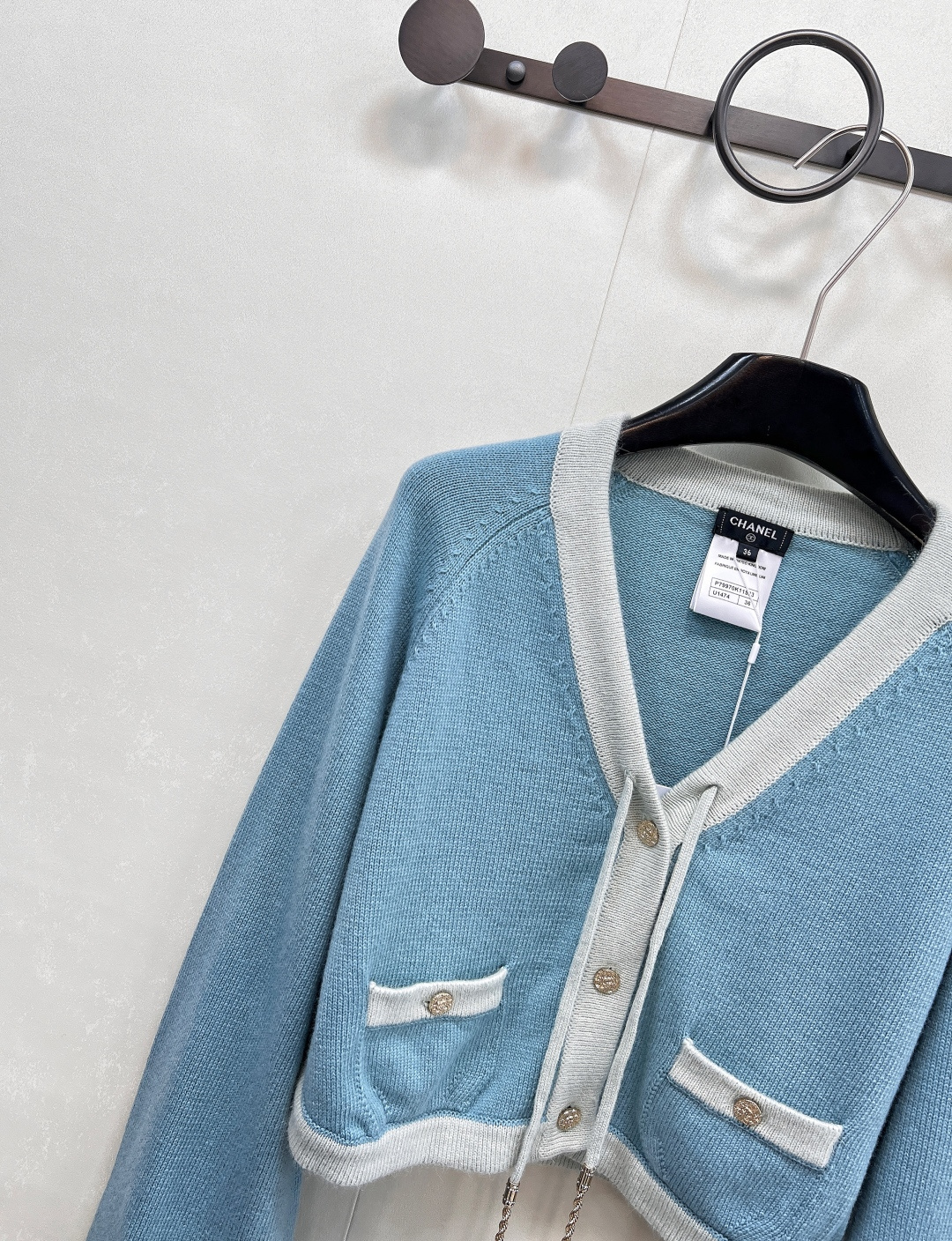 🆕Chanel25A手工坊系列新款撞色包边系带针织短开衫丨⚠独家高版出品！致敬经典的小香设计减龄又调皮的