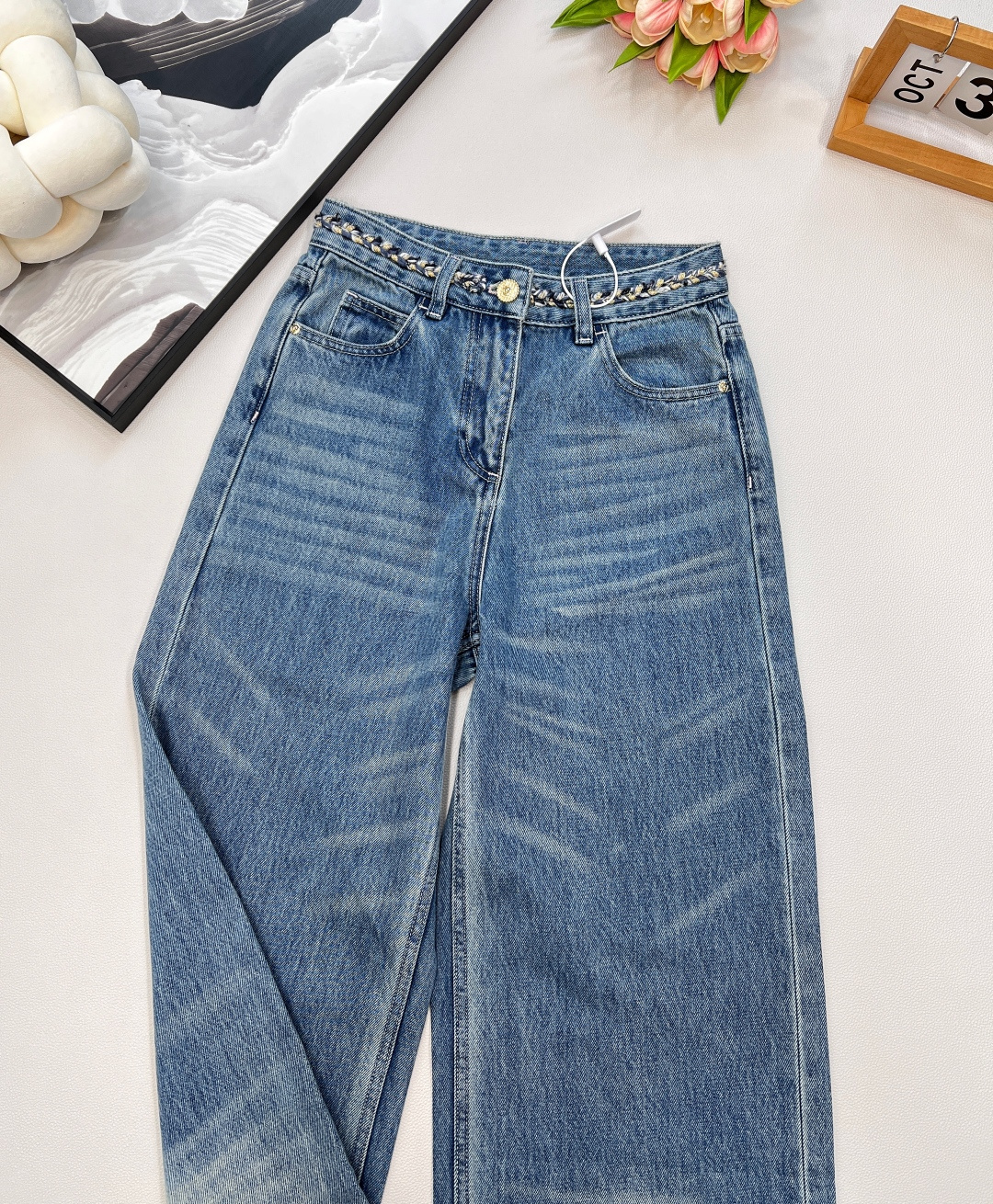 🆕CHANEL新款小香新款贵气奢感重工编织腰带装饰直筒阔腿牛仔裤手工编织混金丝麻绳腰带装饰很贵气！一比一