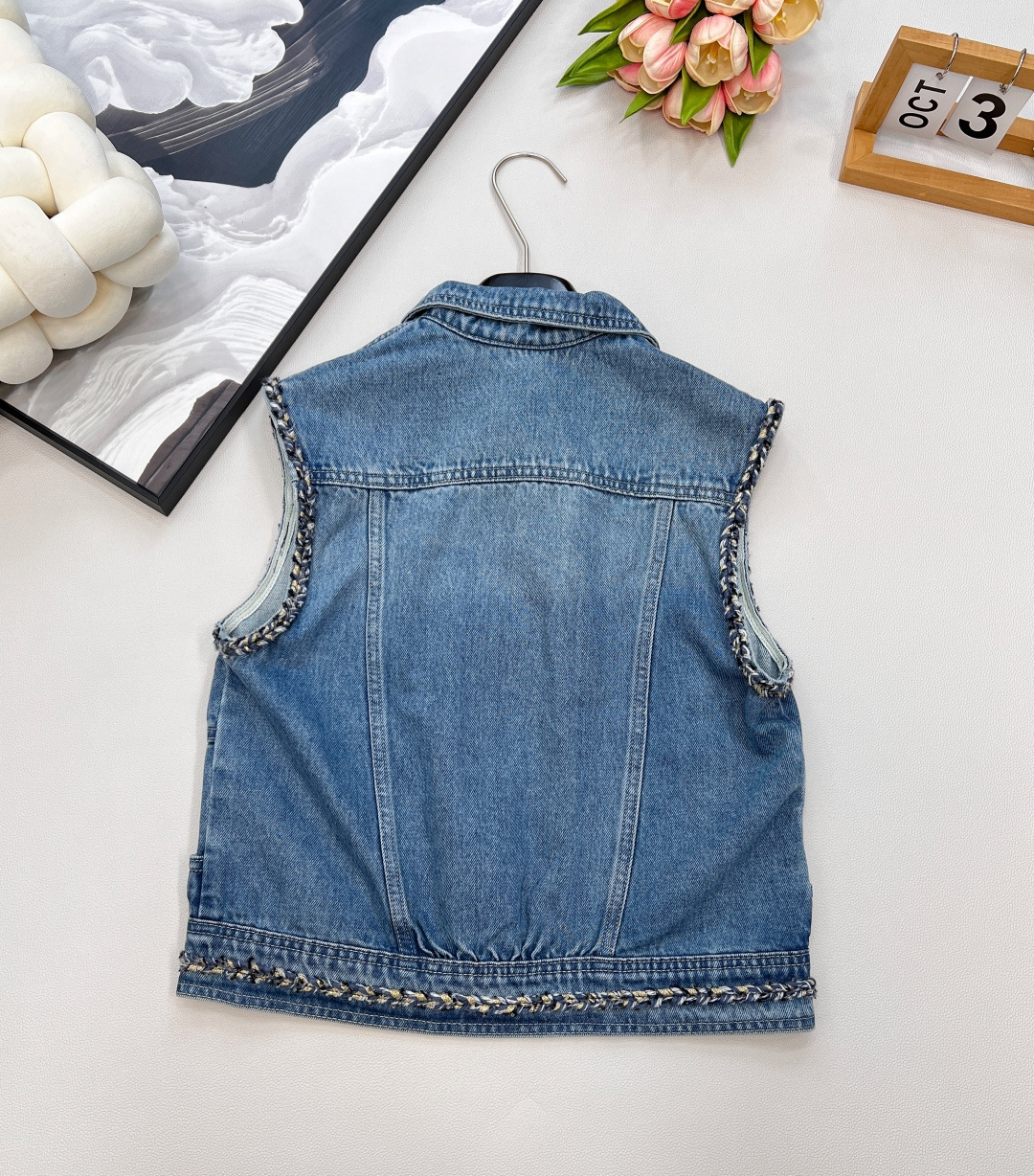 🆕CHANEL新款小香新款奢感重工编织装饰牛仔马甲单穿叠穿都很出彩！定制YB斜纹棉牛仔材质 透气性佳 柔