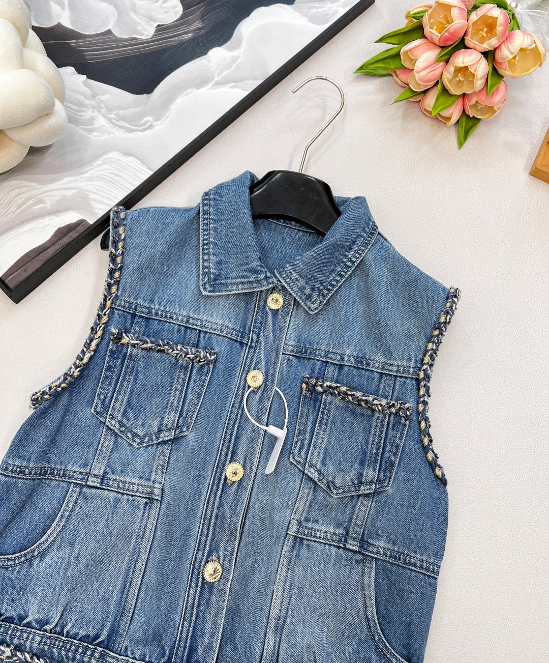 🆕CHANEL新款小香新款奢感重工编织装饰牛仔马甲单穿叠穿都很出彩！定制YB斜纹棉牛仔材质 透气性佳 柔