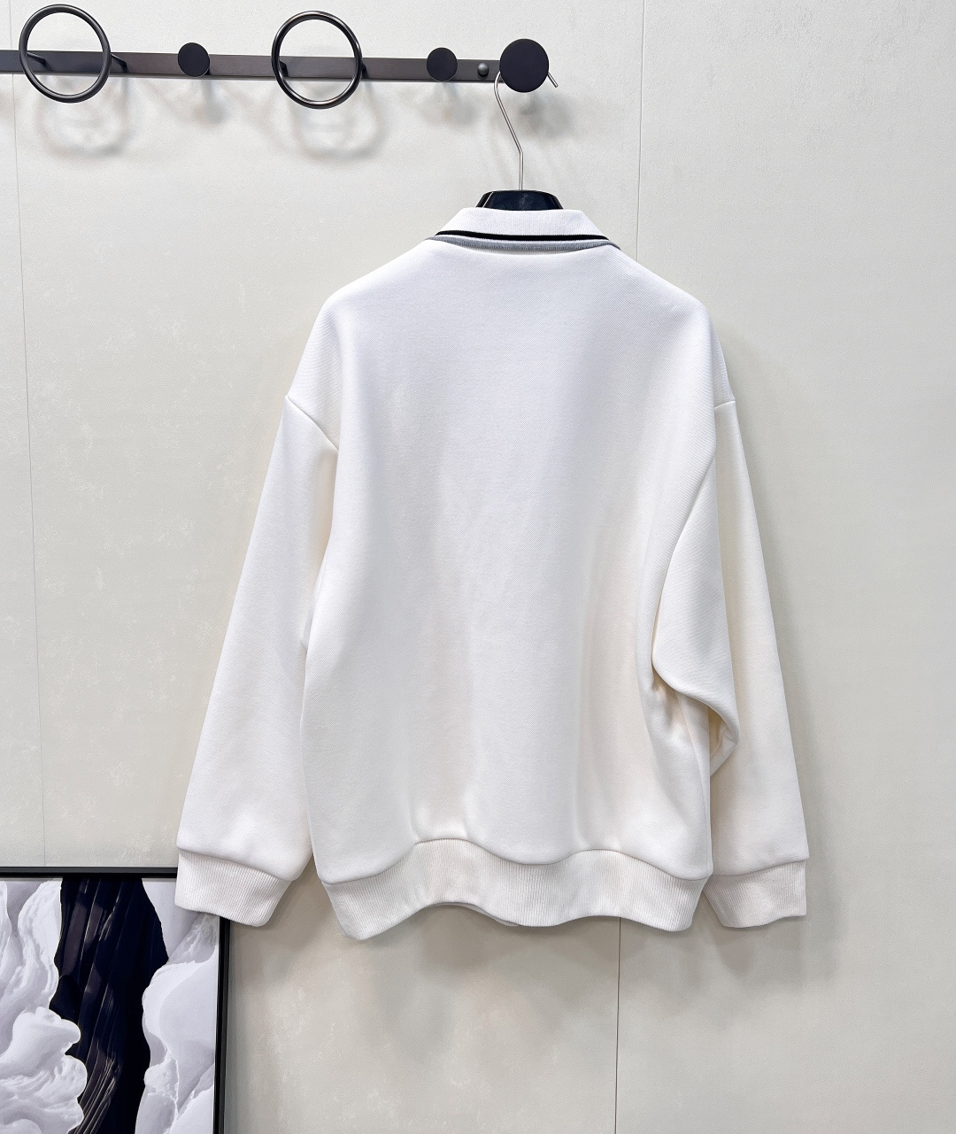 🆕Miumiu2025新款字母刺绣拉链休闲夹克外套，定制YB朱地全棉材质 自带孔洞 透气舒适 休闲夹克外