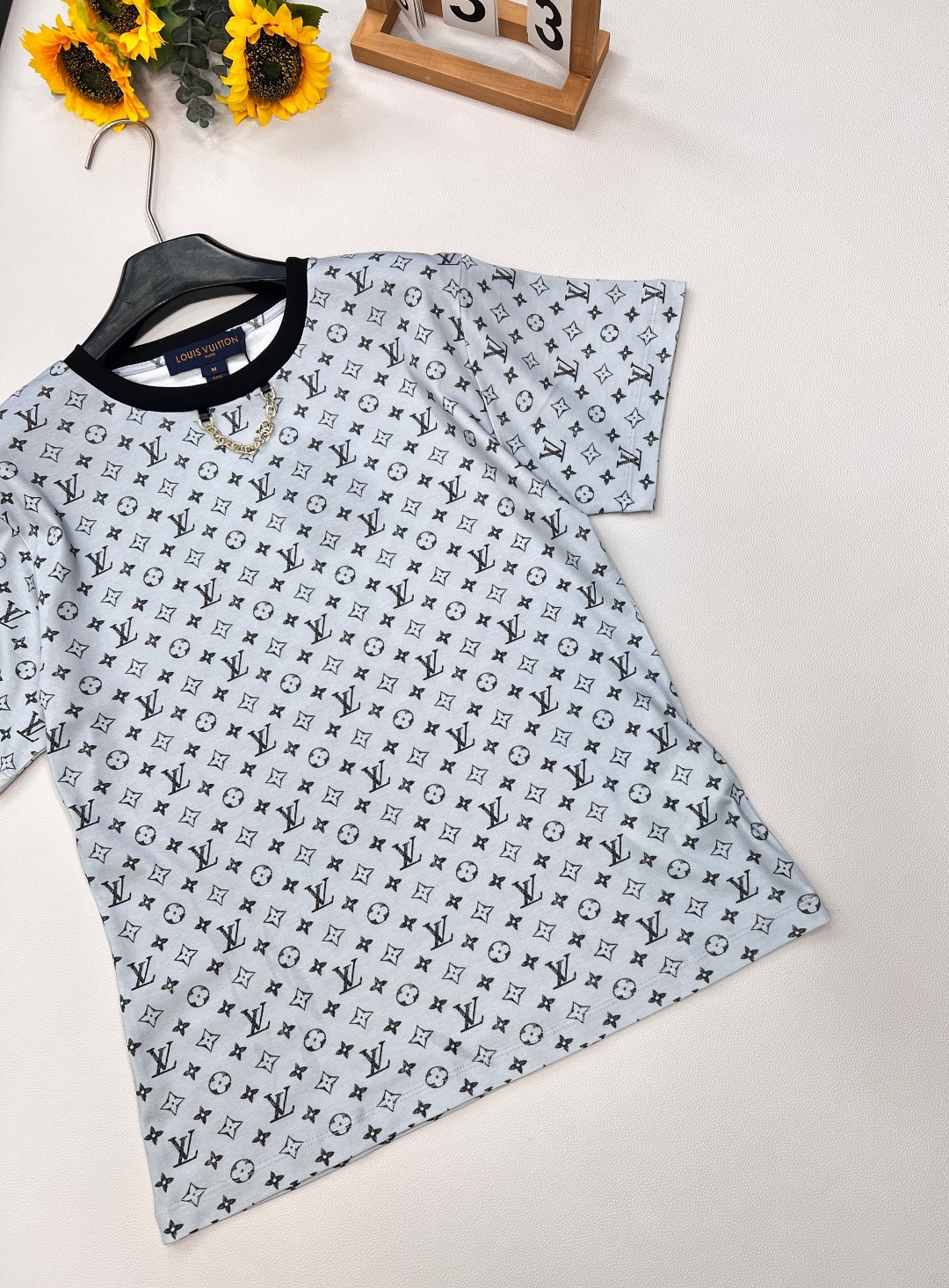 🆕Louis Vuitton2025新款满logo印花链条短袖T恤，定制YB丝光全棉织造 质感高级舒适 