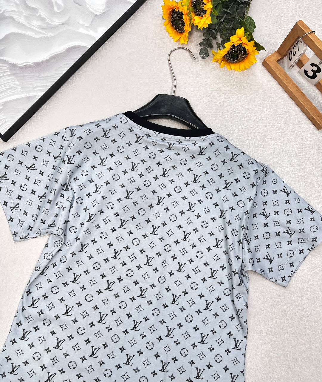 🆕Louis Vuitton2025新款满logo印花链条短袖T恤，定制YB丝光全棉织造 质感高级舒适 