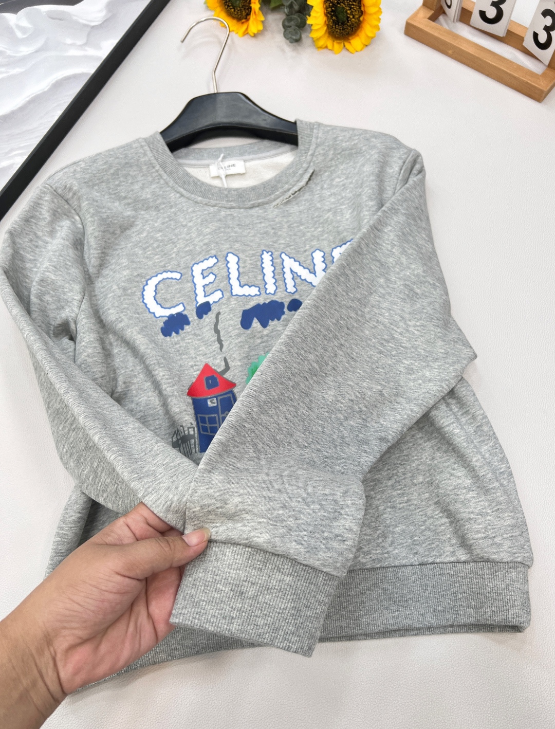 🆕Celine2025新款印花圆领童趣卫衣，定制YB原生全棉材质 穿搭透气 舒适有型 圆领套头卫衣剪裁 