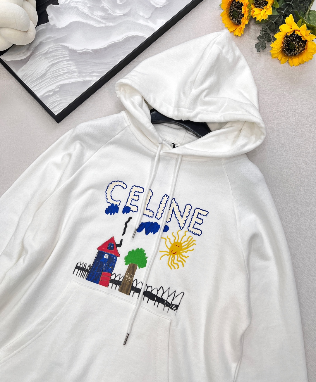 🆕Celine2025新款印花连帽童趣卫衣，定制YB原生全棉材质 穿搭透气 舒适有型 抽绳连帽卫衣剪裁 