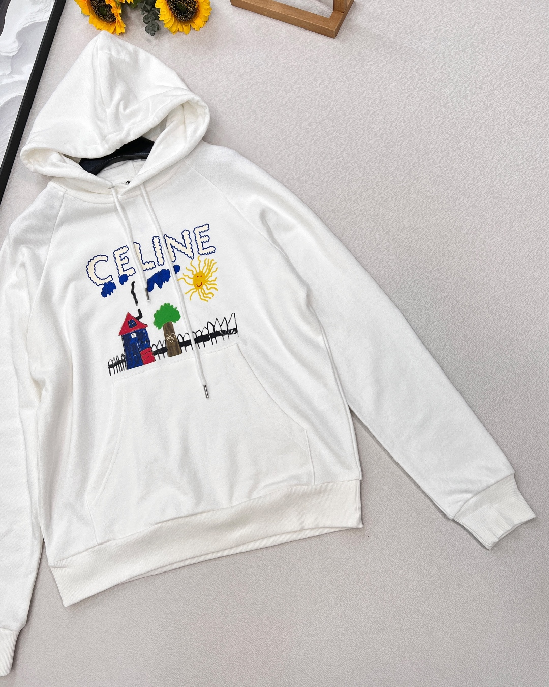 🆕Celine2025新款印花连帽童趣卫衣，定制YB原生全棉材质 穿搭透气 舒适有型 抽绳连帽卫衣剪裁 