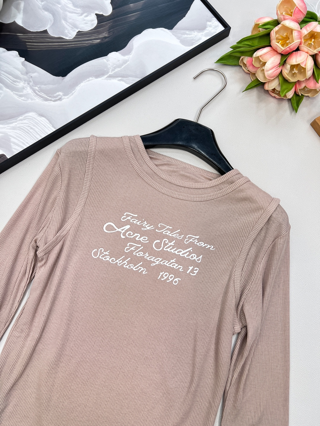 🆕 ACNE ATUDIOS 双层假两件修身打底长袖用料很足的一件双层T恤相当于两件衣服的用料了！ 修身