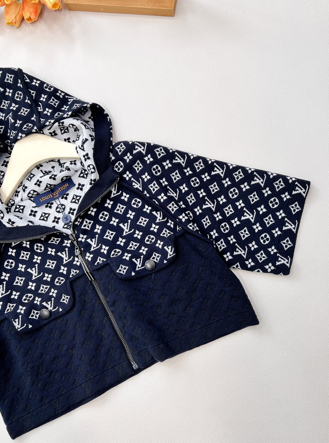 🆕Louis Vuitton新款提花拼接针织短款外套，定制YB丝毛纱线织造 质感高级舒适 针织短款外套剪