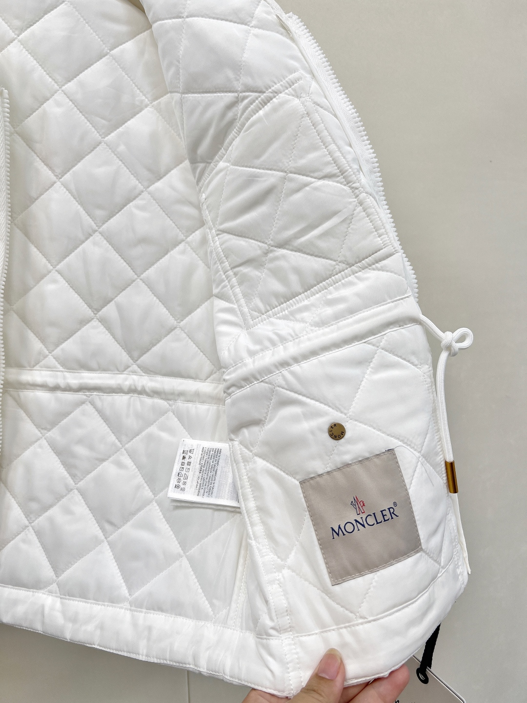 🆕Moncler25FW早秋新款菱格棉服马甲丨⚠独家高版出品！拉链开襟马甲版型 通体采用菱格压纹 多处口