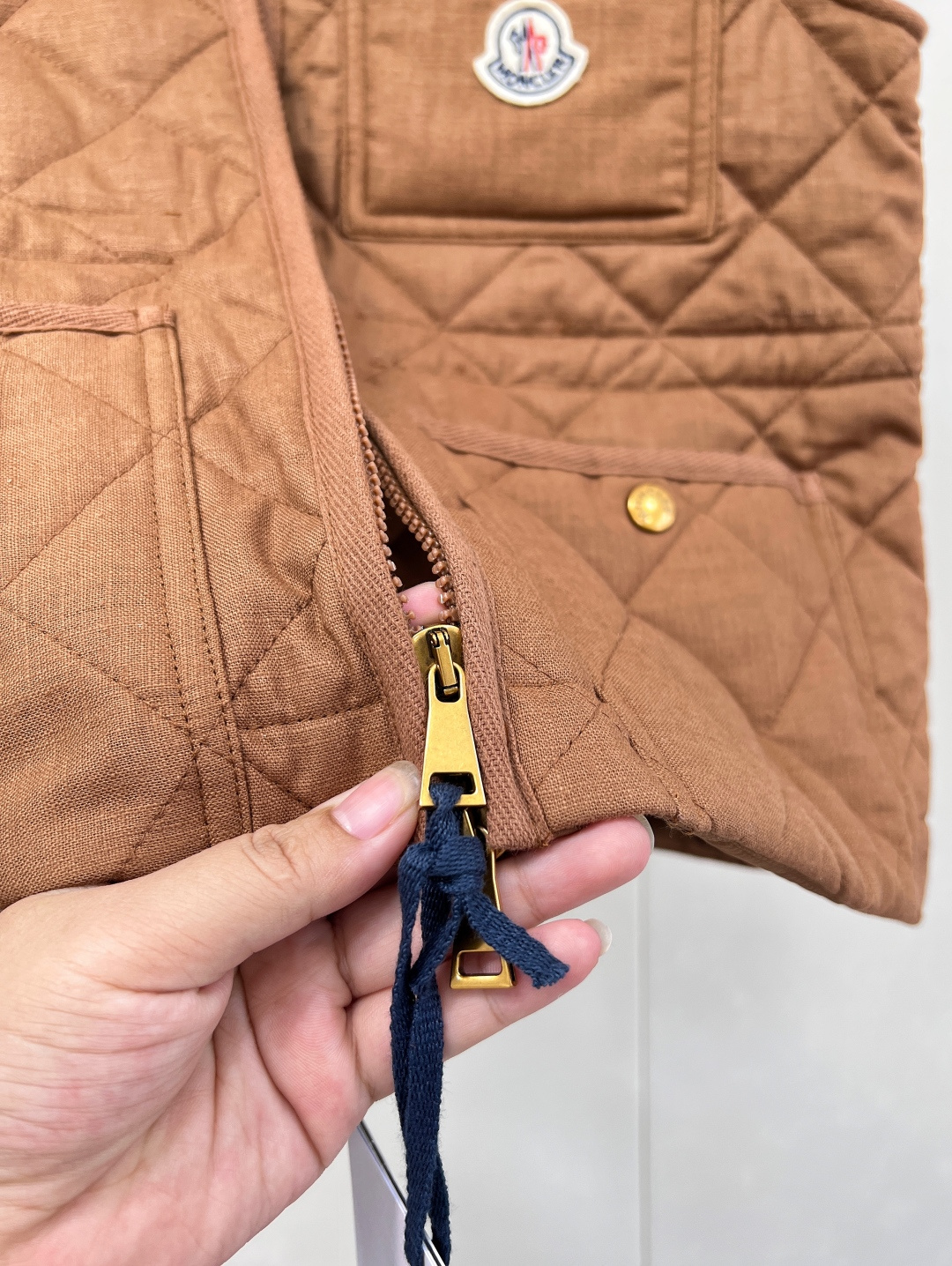 🆕Moncler25FW早秋新款菱格棉服马甲丨⚠独家高版出品！拉链开襟马甲版型 通体采用菱格压纹 多处口