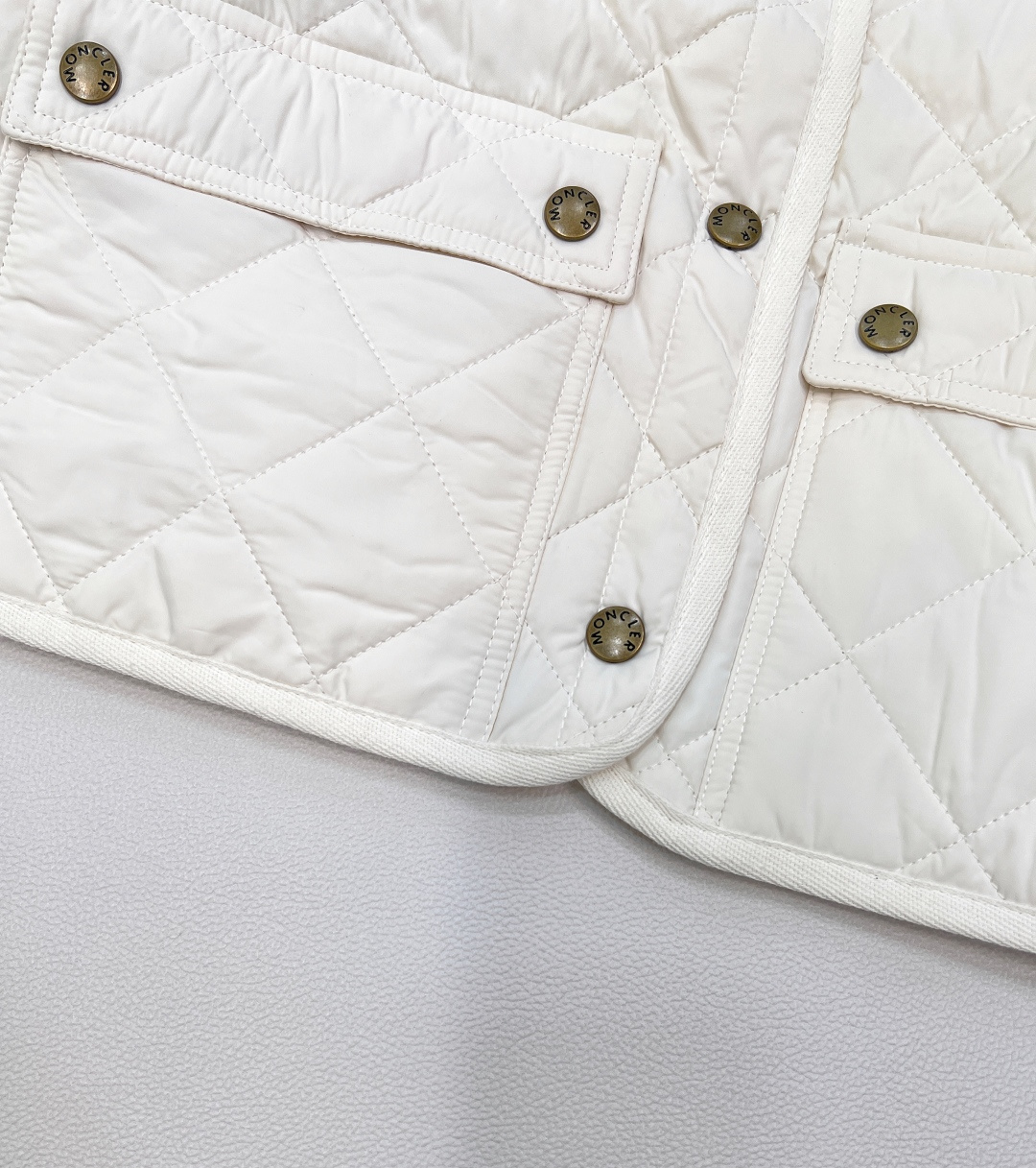 🆕Moncler2025新款菱格翻领羽绒棉服，定制YB进口防风防水尼龙材质 其工艺还原 升级材质 提升秋