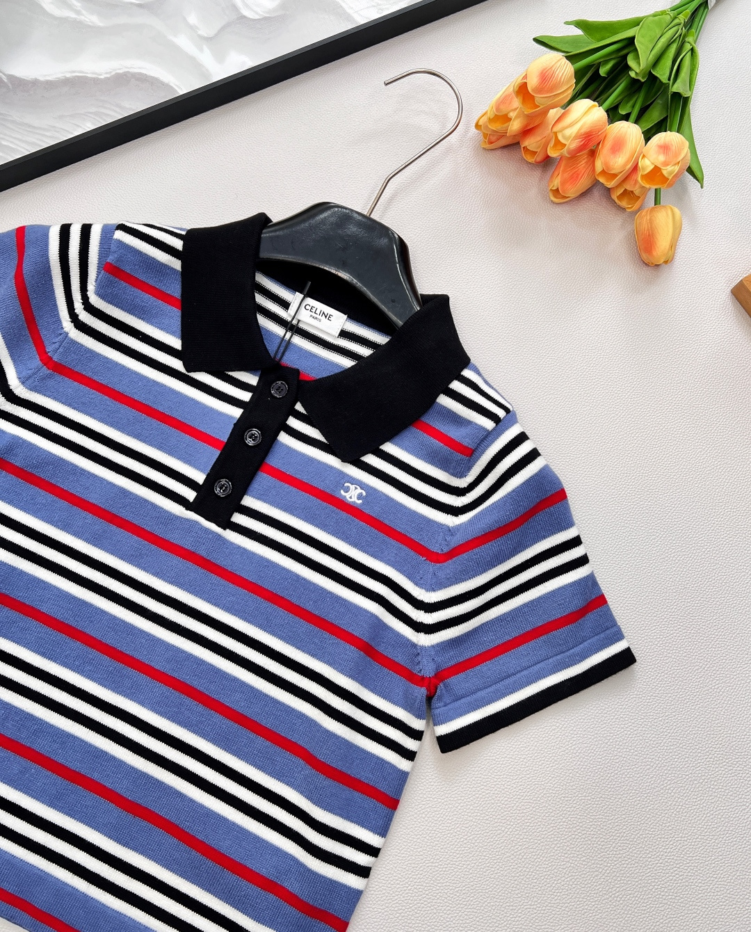 🆕Celine25Ss春夏新款微标刺绣短款条纹针织Polo衫丨高版出品！饰有品牌标识刺绣徽标 撞色针织p