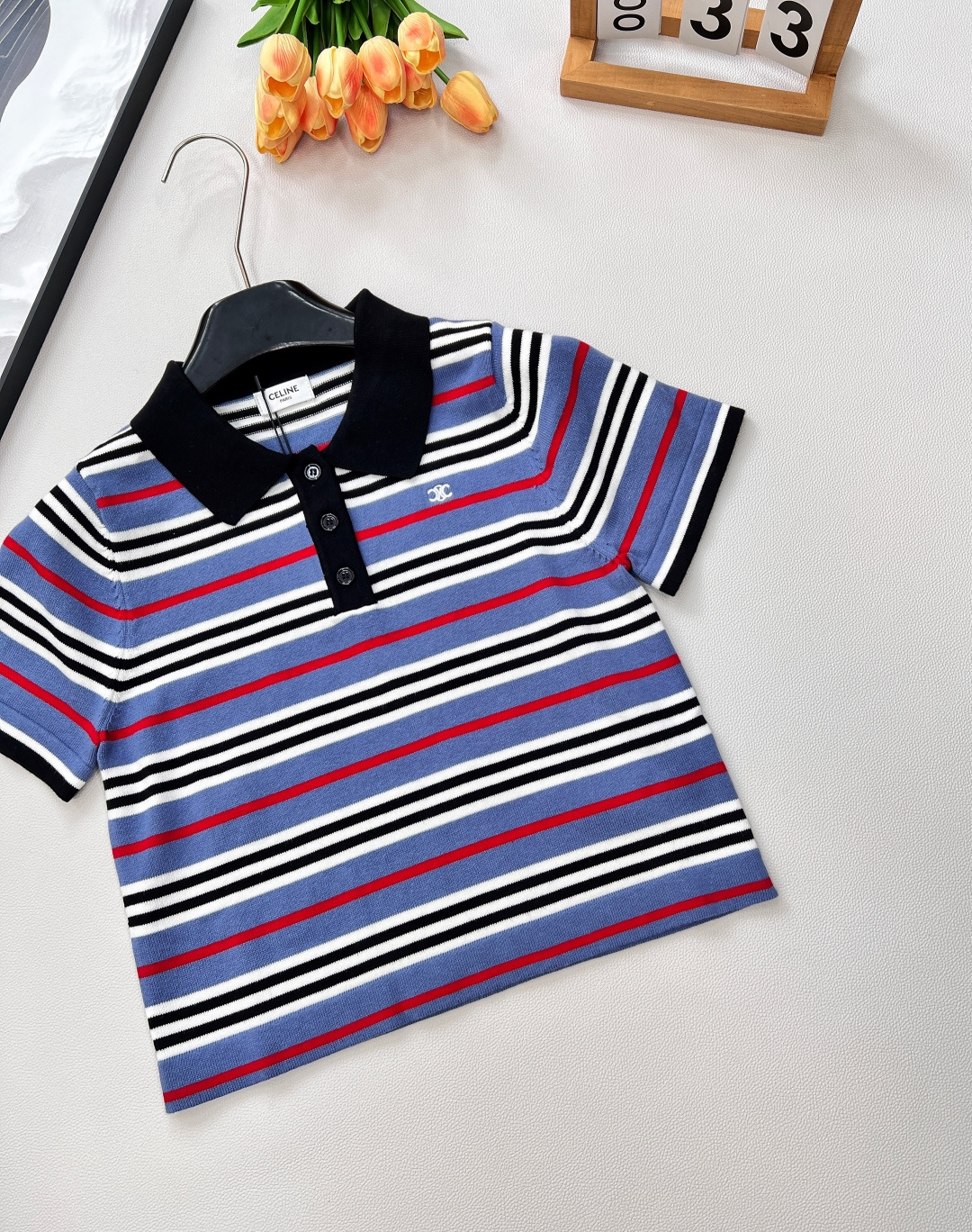 🆕Celine25Ss春夏新款微标刺绣短款条纹针织Polo衫丨高版出品！饰有品牌标识刺绣徽标 撞色针织p