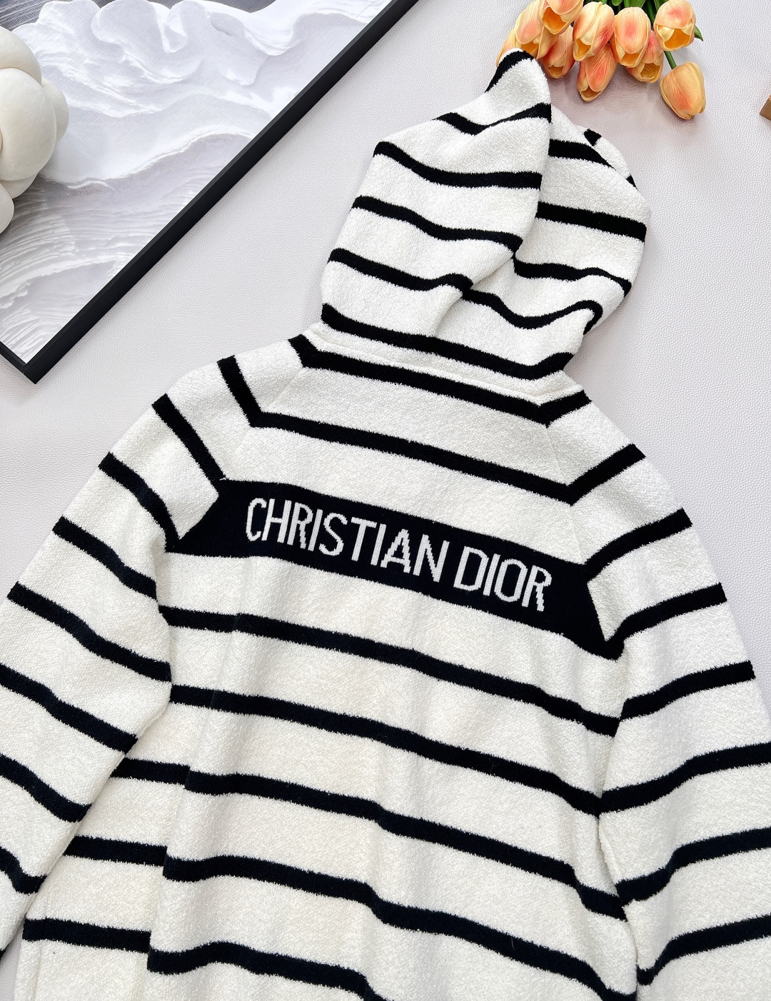 🆕 DIOR 条纹毛圈圈毛针织拉链连帽开衫100%羊毛面料 软软糯糯的超级舒服 打造精致造型款式时尚 可