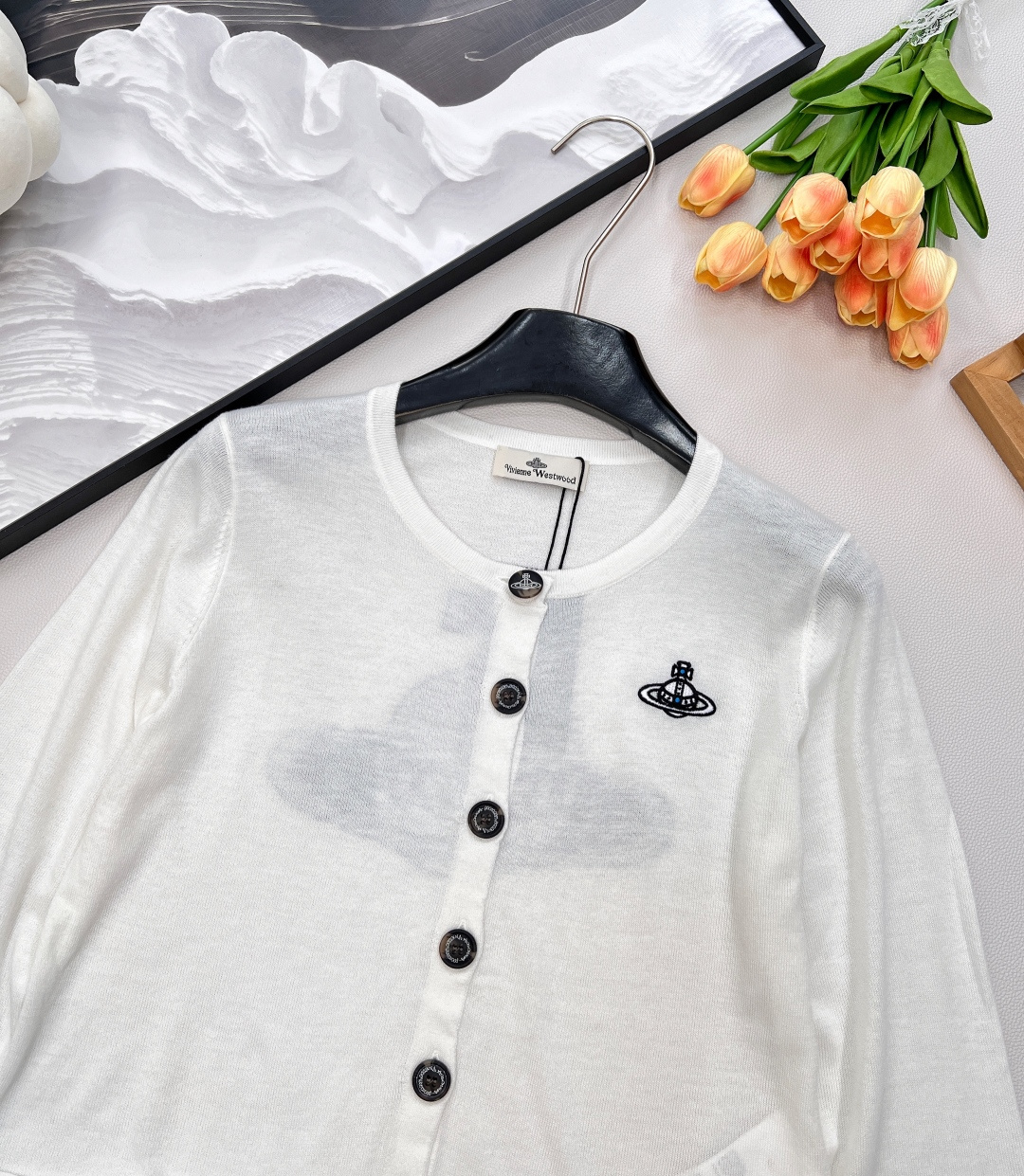 🆕𝘃𝗶𝘃𝗶𝗲𝗻𝗻𝗲 𝘄𝗲𝘀𝘁𝘄𝗼𝗼𝗱25ss 新款防晒开衫强势来袭，四种绝美配色，让你轻松拿捏夏日时尚！