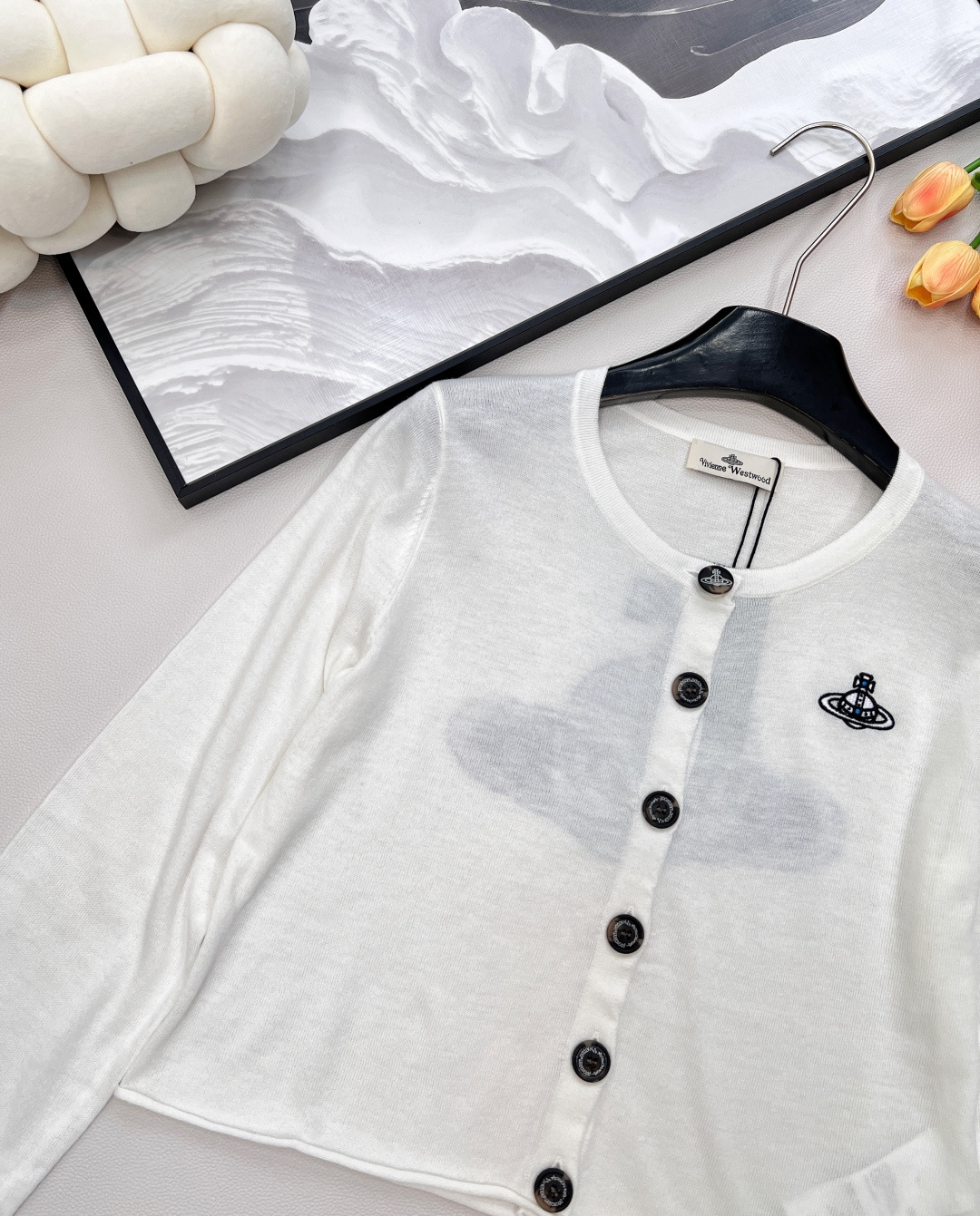 🆕𝘃𝗶𝘃𝗶𝗲𝗻𝗻𝗲 𝘄𝗲𝘀𝘁𝘄𝗼𝗼𝗱25ss 新款防晒开衫强势来袭，四种绝美配色，让你轻松拿捏夏日时尚！