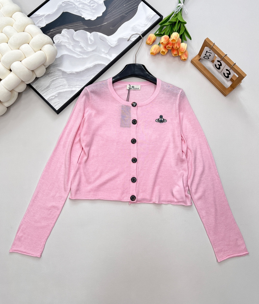 🆕𝘃𝗶𝘃𝗶𝗲𝗻𝗻𝗲 𝘄𝗲𝘀𝘁𝘄𝗼𝗼𝗱25ss 新款防晒开衫强势来袭，四种绝美配色，让你轻松拿捏夏日时尚！