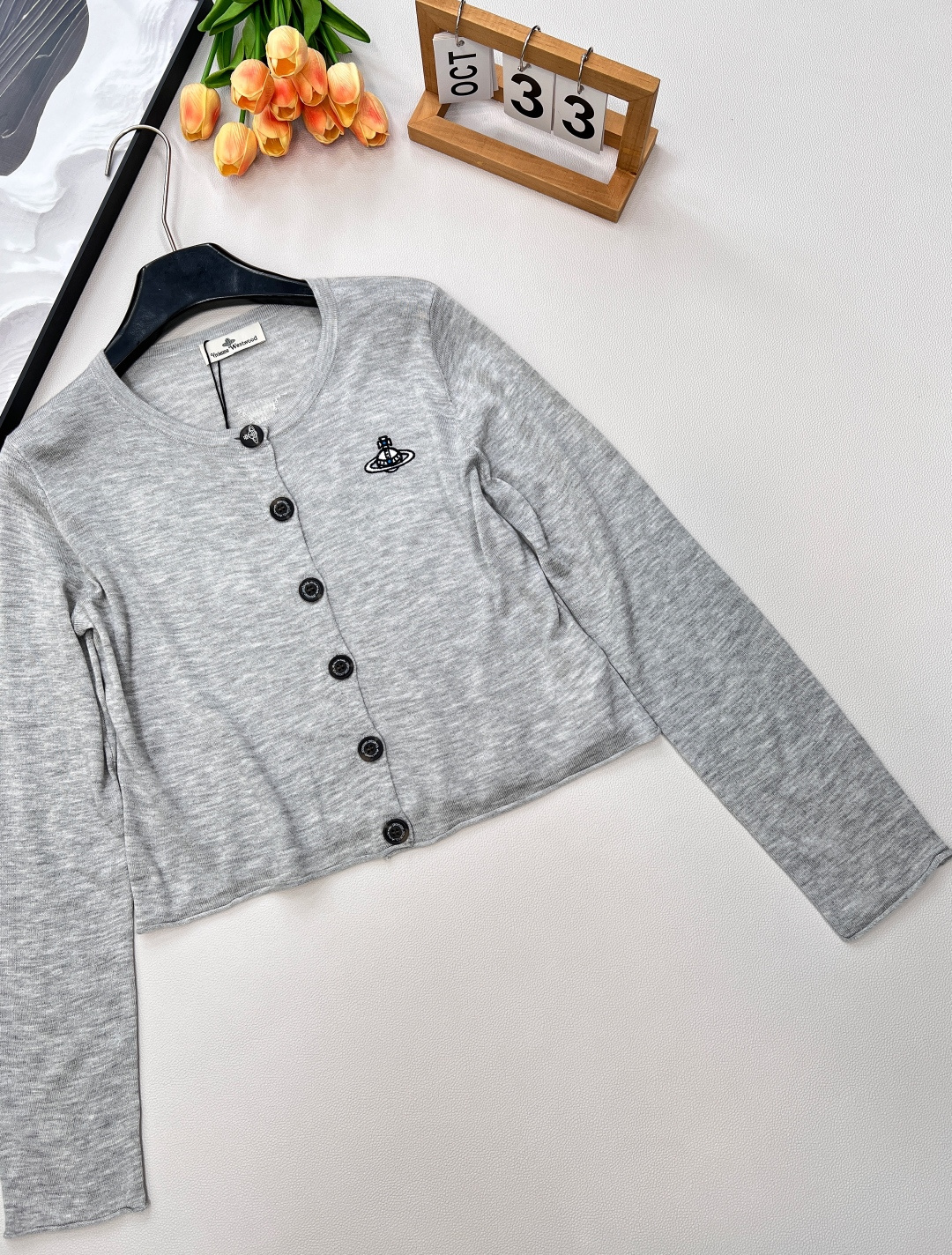 🆕𝘃𝗶𝘃𝗶𝗲𝗻𝗻𝗲 𝘄𝗲𝘀𝘁𝘄𝗼𝗼𝗱25ss 新款防晒开衫强势来袭，四种绝美配色，让你轻松拿捏夏日时尚！