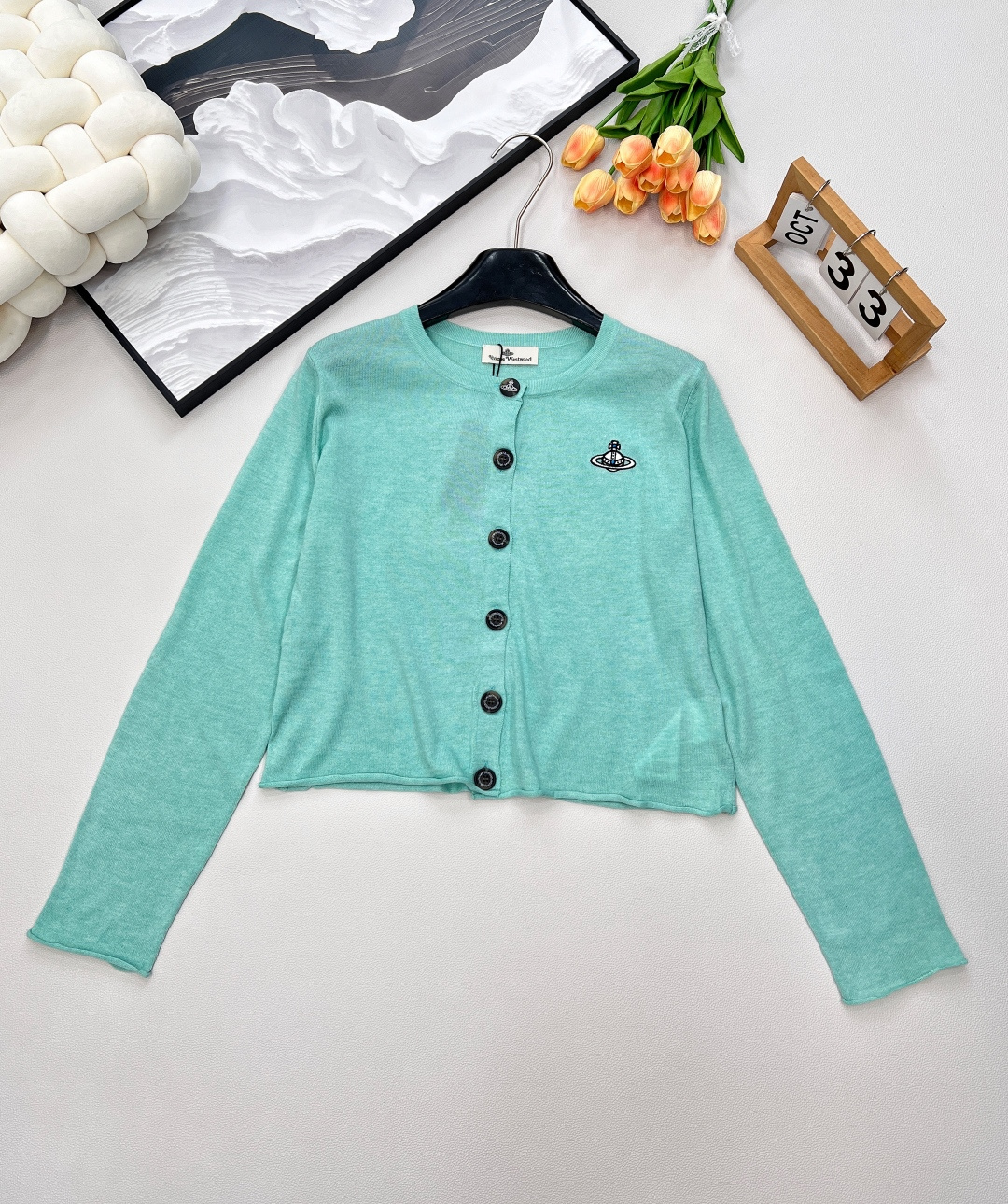 🆕𝘃𝗶𝘃𝗶𝗲𝗻𝗻𝗲 𝘄𝗲𝘀𝘁𝘄𝗼𝗼𝗱25ss 新款防晒开衫强势来袭，四种绝美配色，让你轻松拿捏夏日时尚！